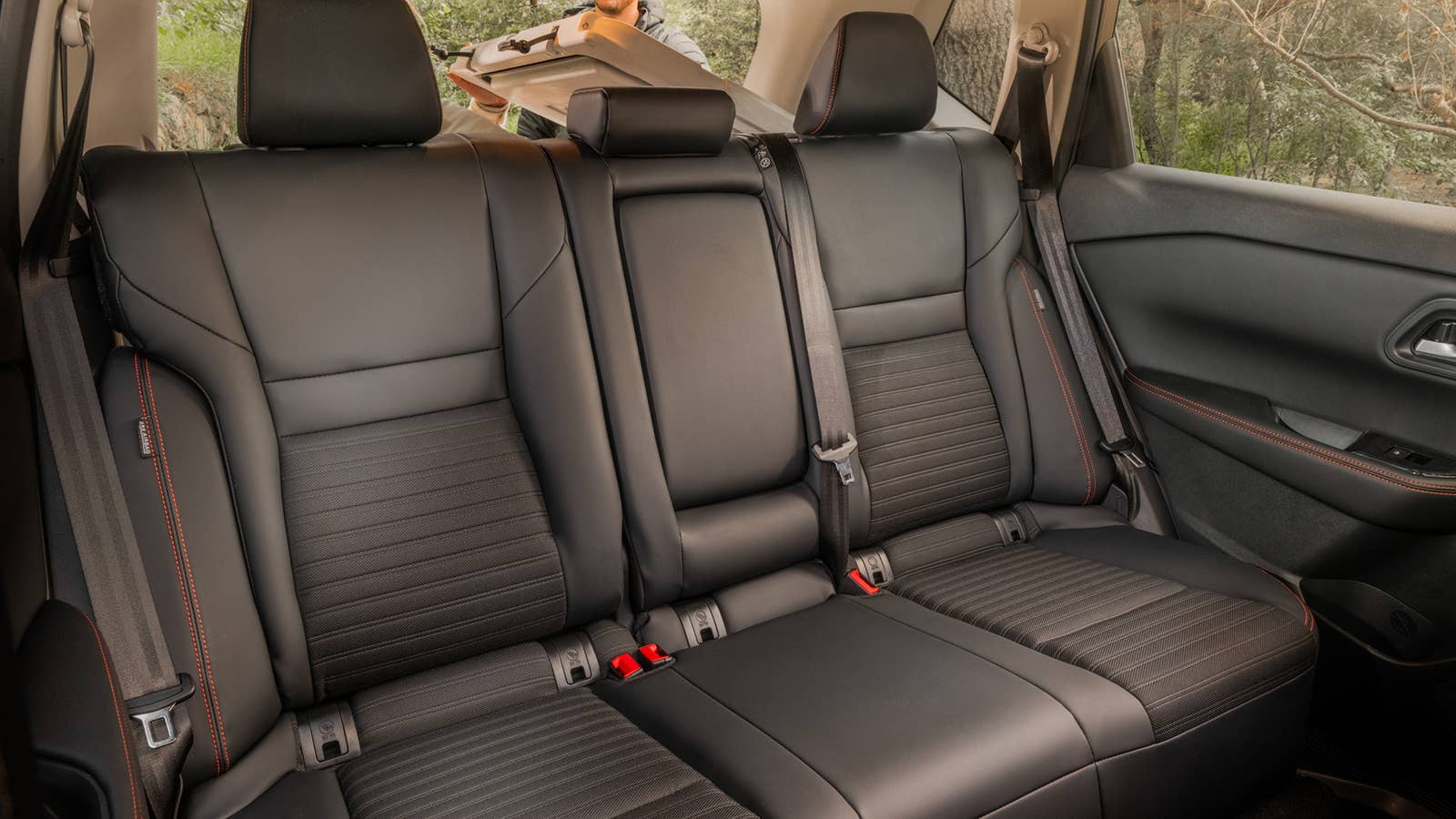 2025 Nissan Rogue Rock Creek edition
