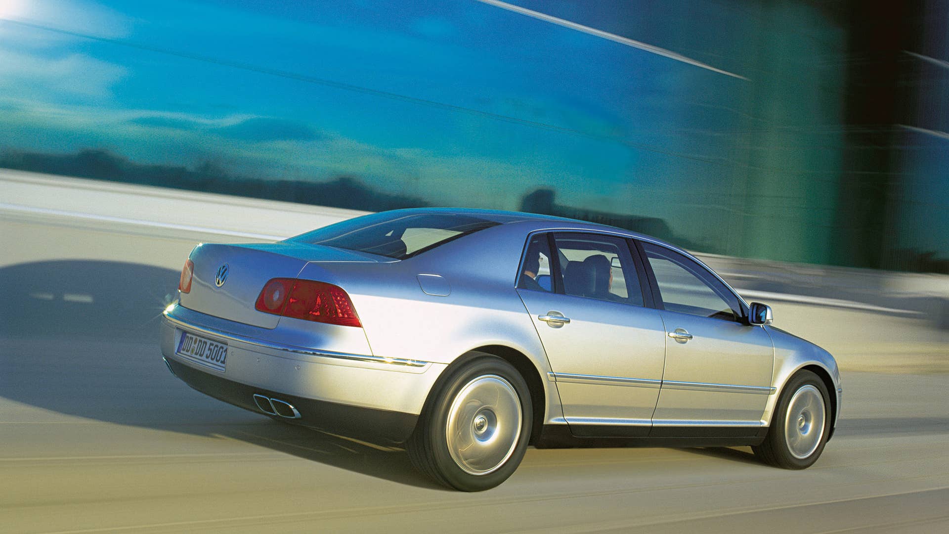 Exterior: In motion