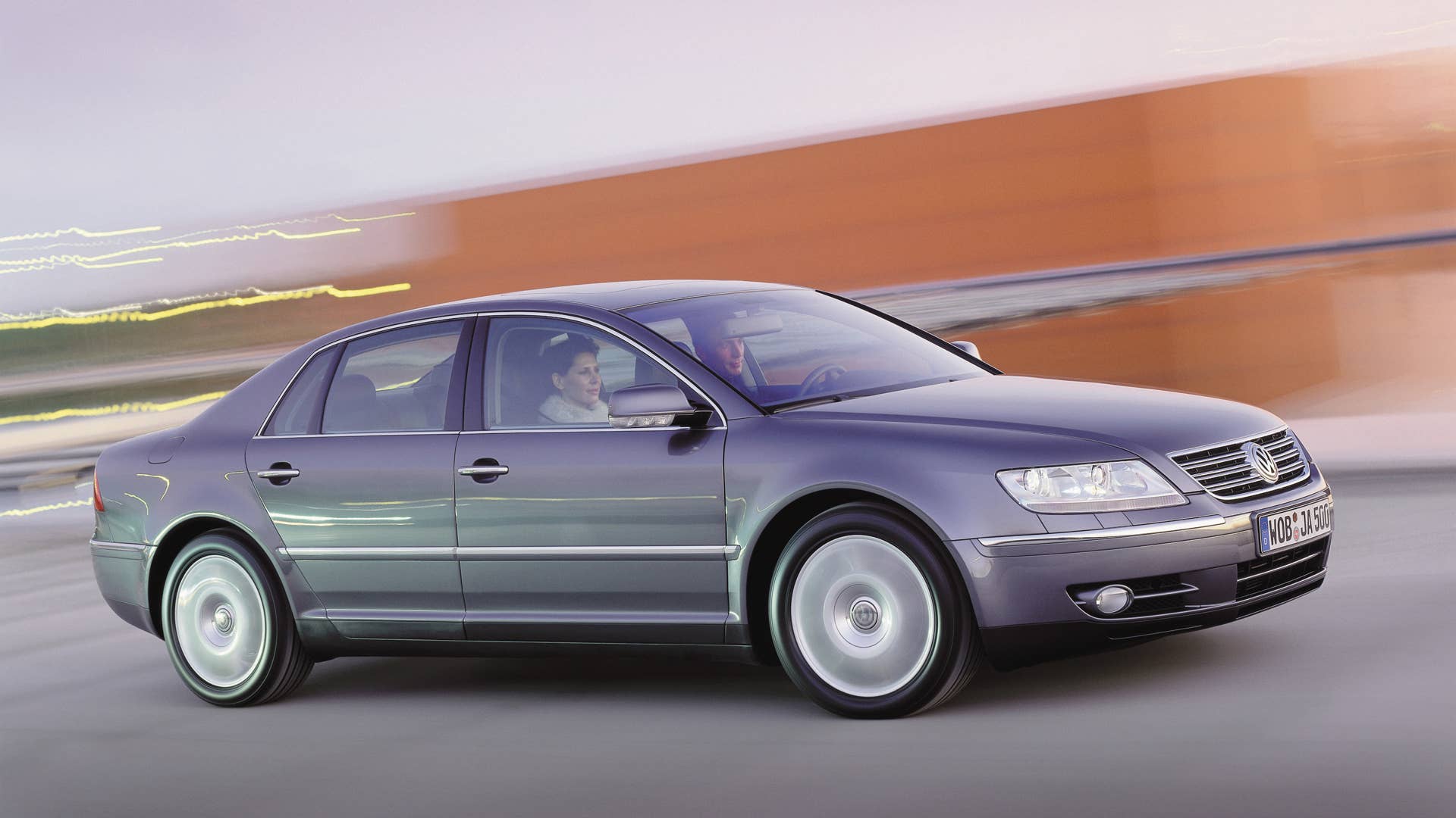 Exterior: In motion