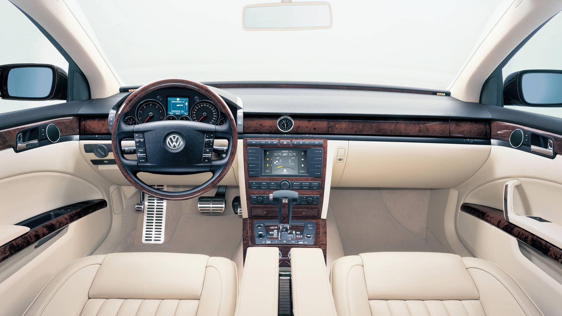 Interior: Cockpit