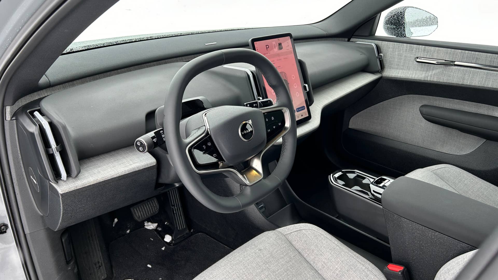 2025 Volvo EX30 AWD