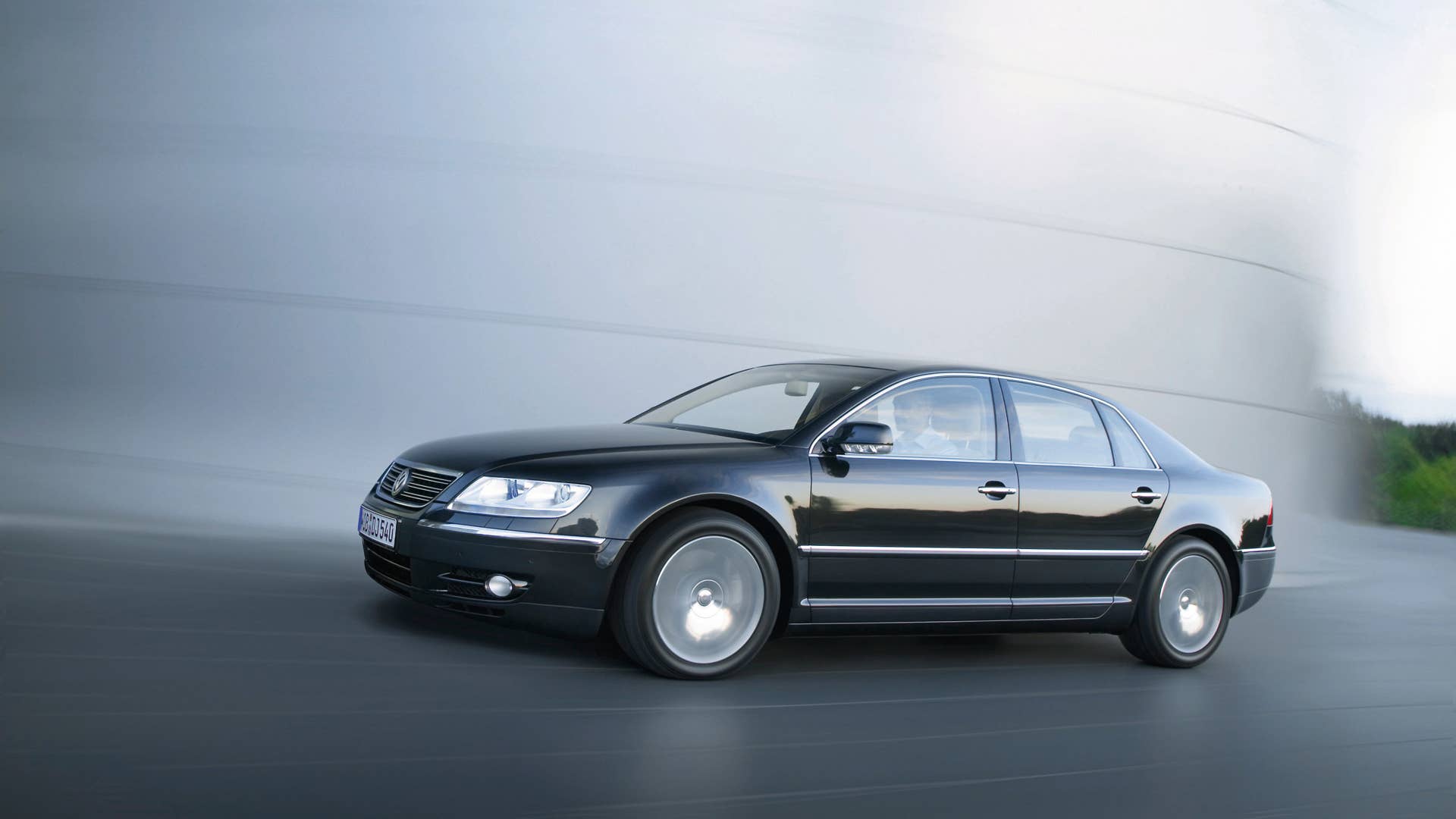 Exterior: In motion