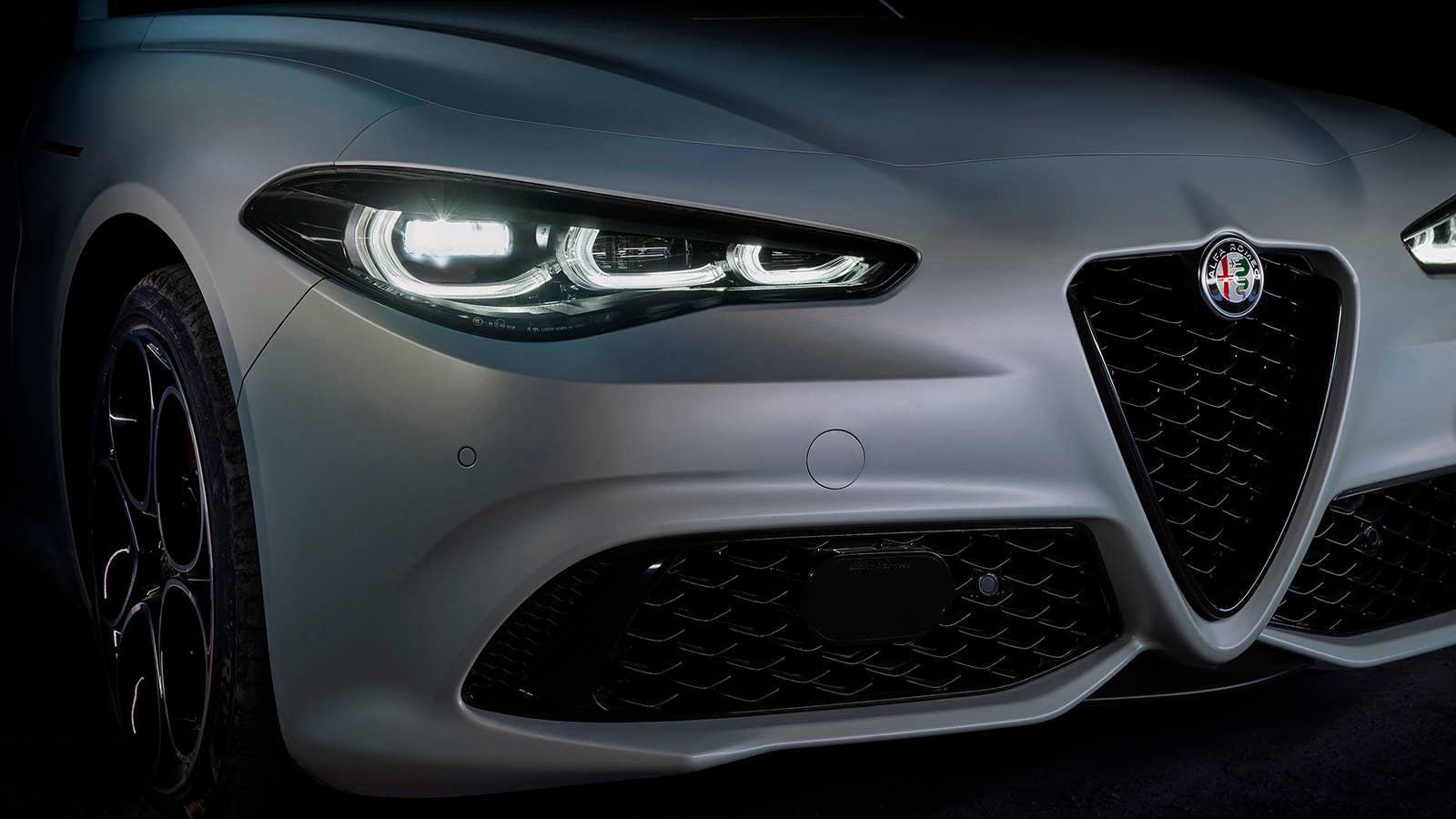 2024 Alfa Romeo Giulia Competizione