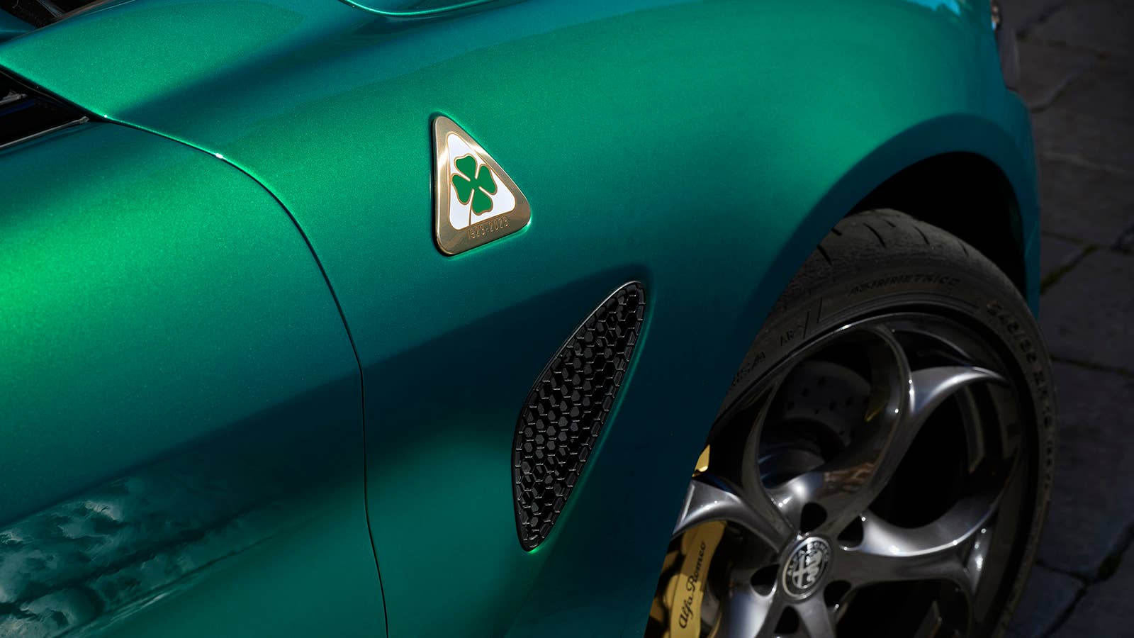 2024 Alfa Romeo Giulia Quadrifoglio 100th anniversary