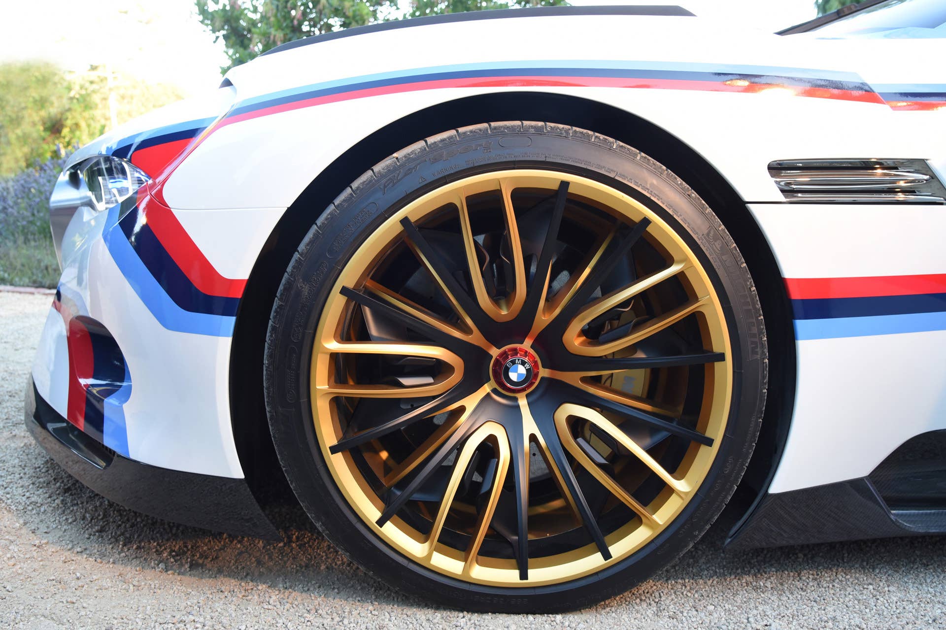 wheels hommage r gold black bmw 3.0 csl concept