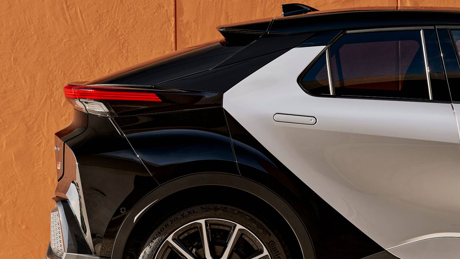 2023 Toyota C-HR