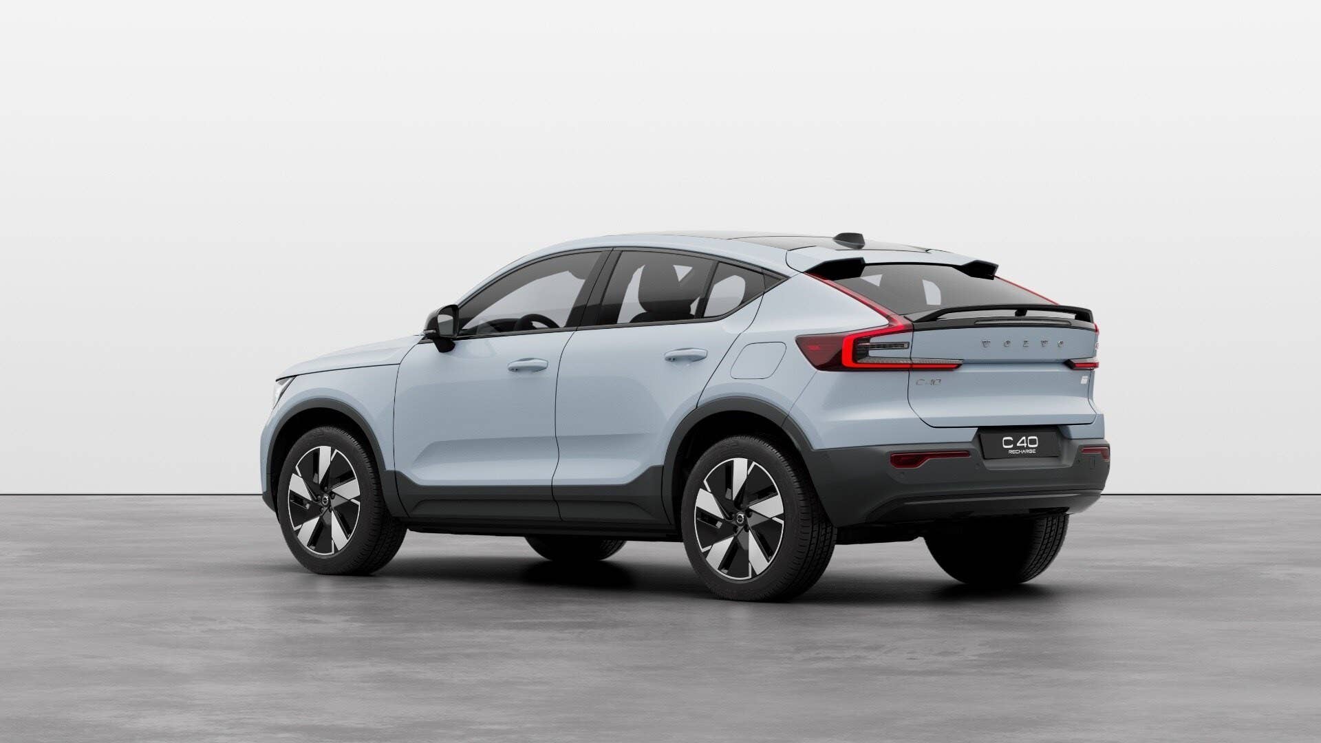 Rear-wheel drive, more range and faster charging for fully electric Volvo C40 and XC40 models
