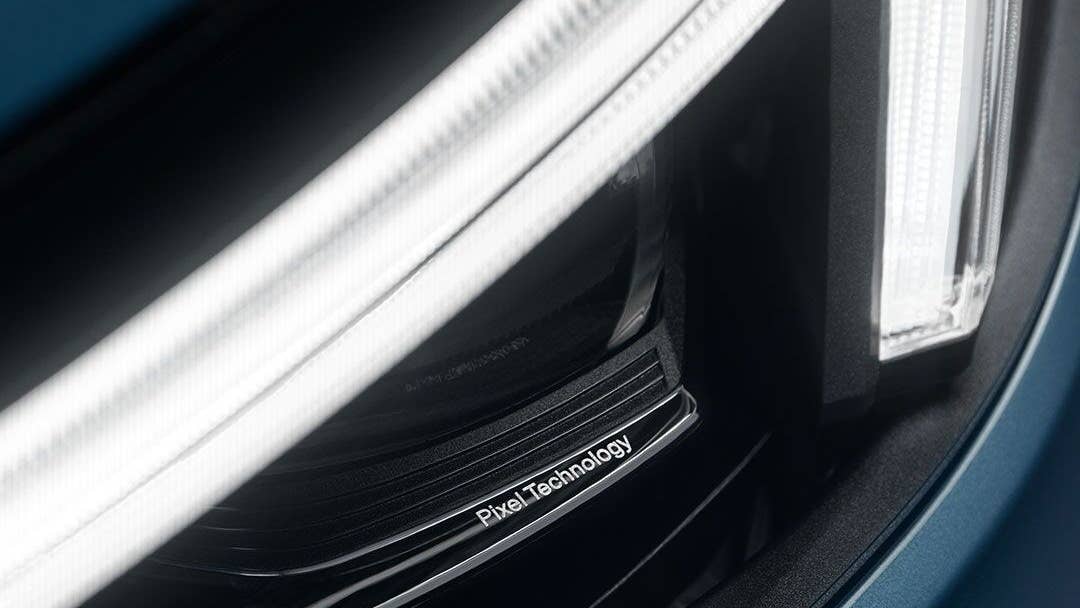 Rear-wheel drive, more range and faster charging for fully electric Volvo C40 and XC40 models