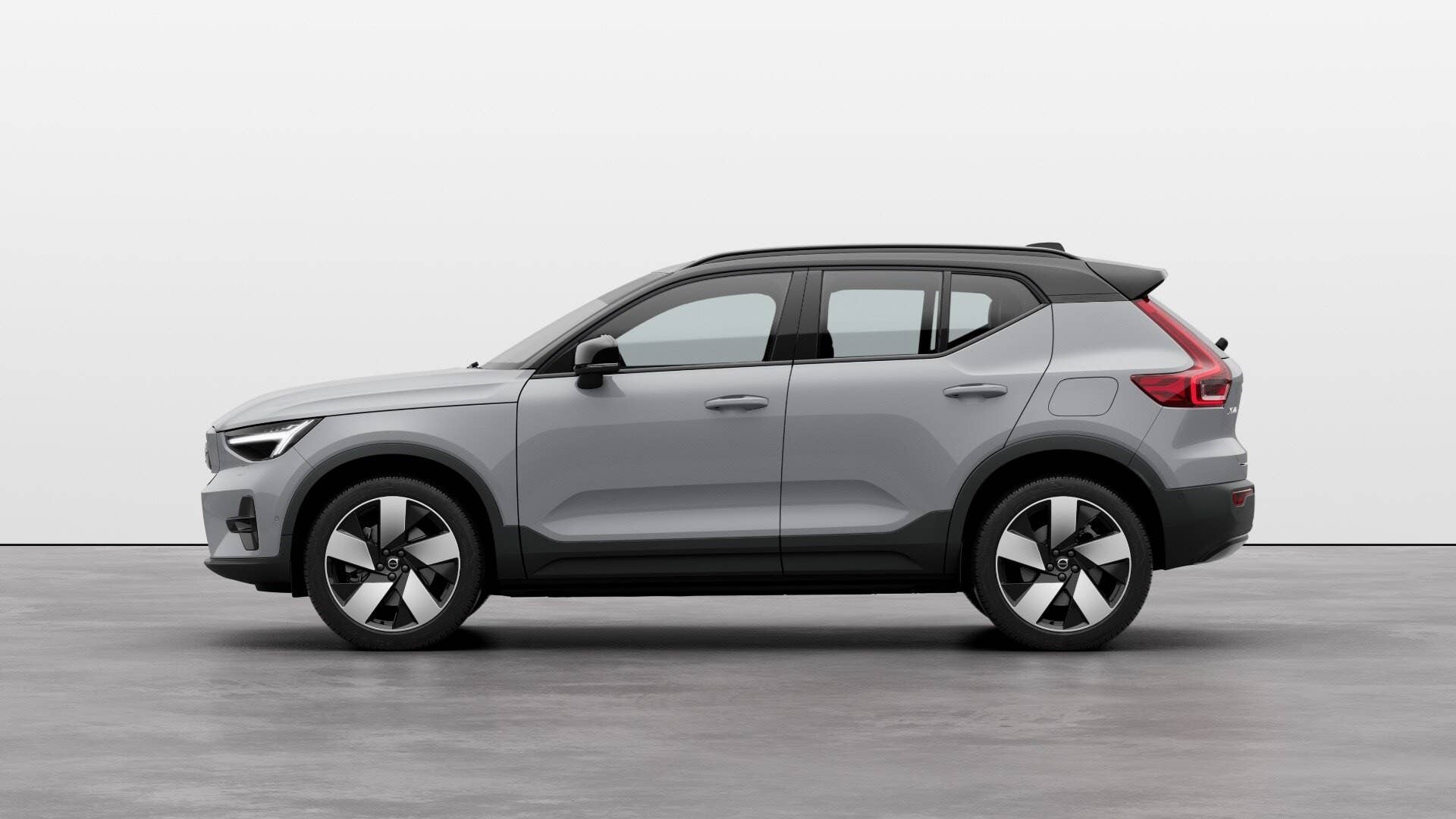 Rear-wheel drive, more range and faster charging for fully electric Volvo C40 and XC40 models