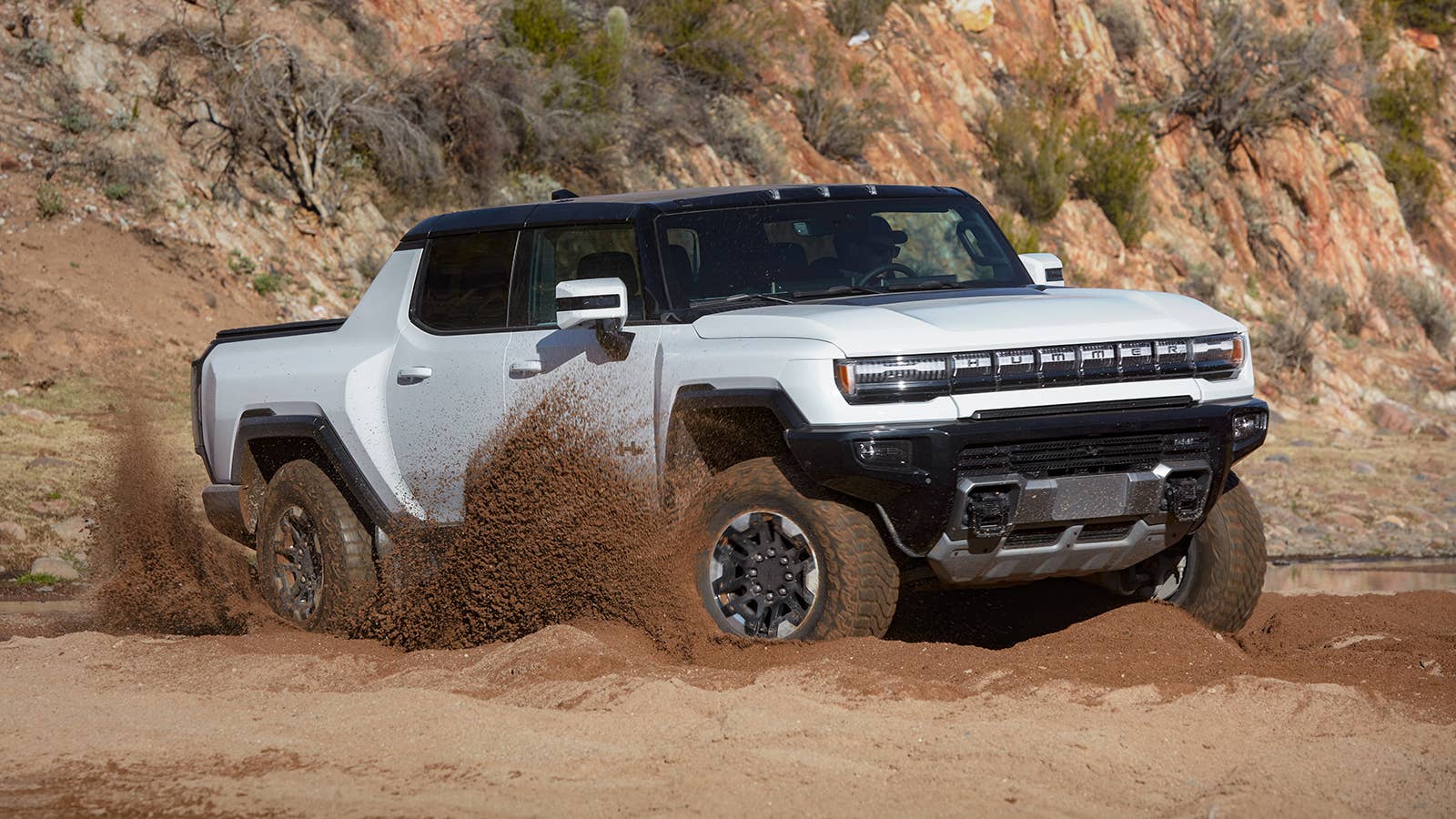 The 2022 GMC HUMMER EV Pickup boasts independent front and rear suspension systems paired to the drive motors and are optimized for handling in all conditions.