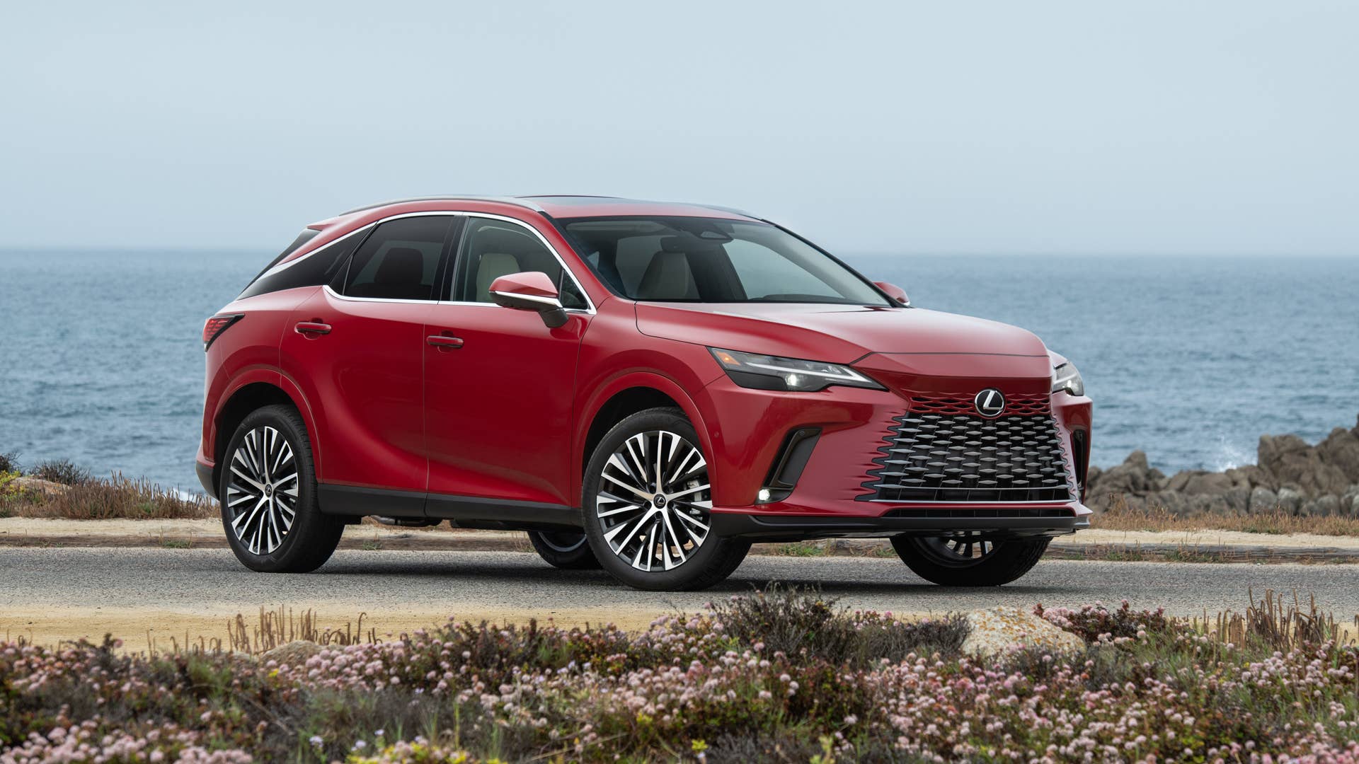 2023 Lexus RX First Drive Review: Bold colors, three hybrids, irksome ...