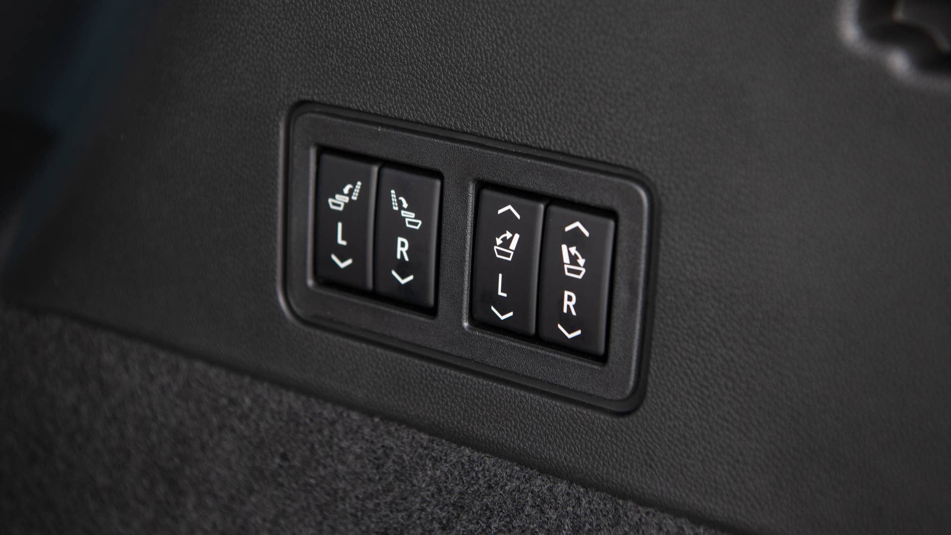 2020 Cadillac XT6 Sport interior