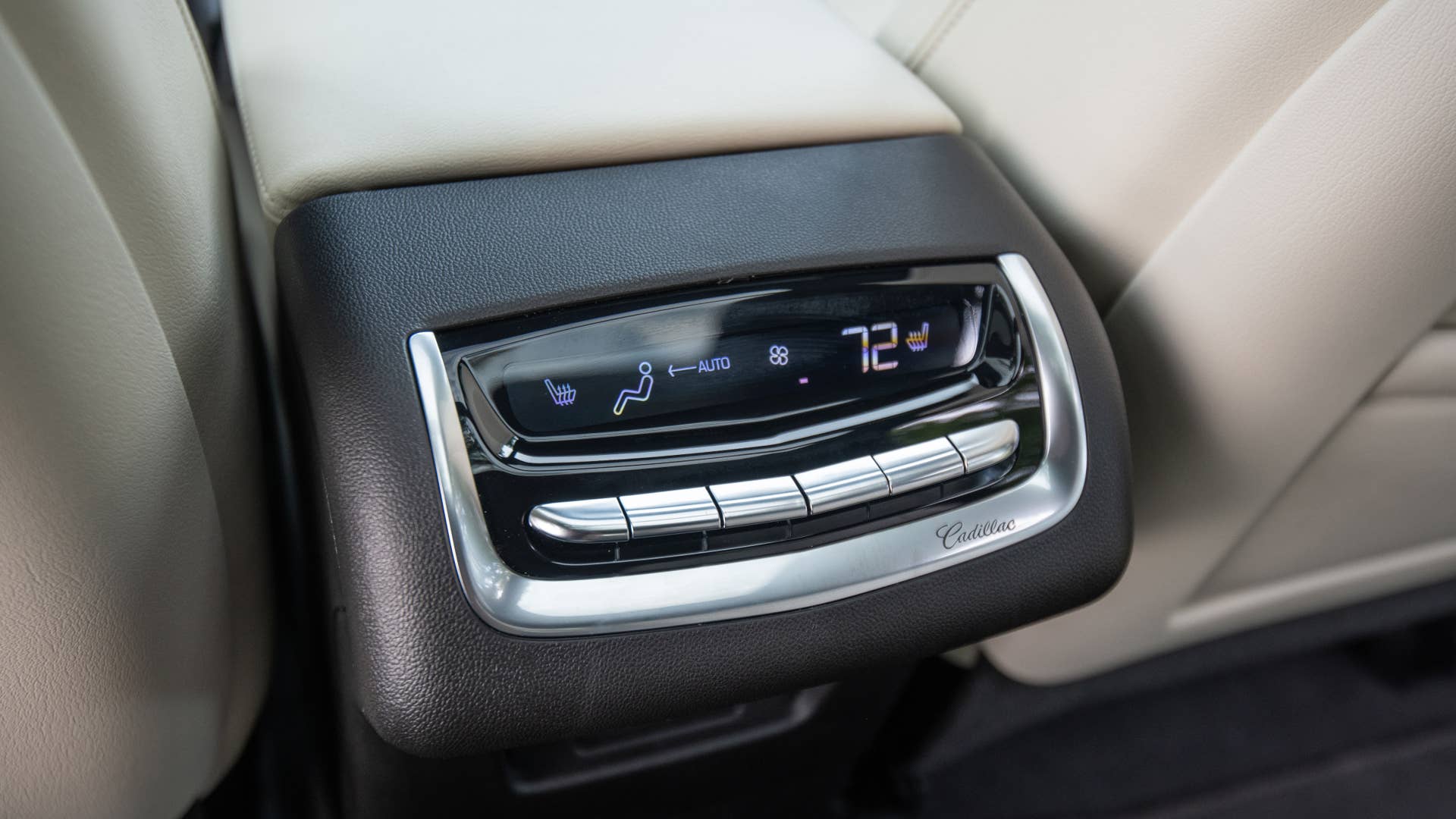 2020 Cadillac XT6 Sport interior