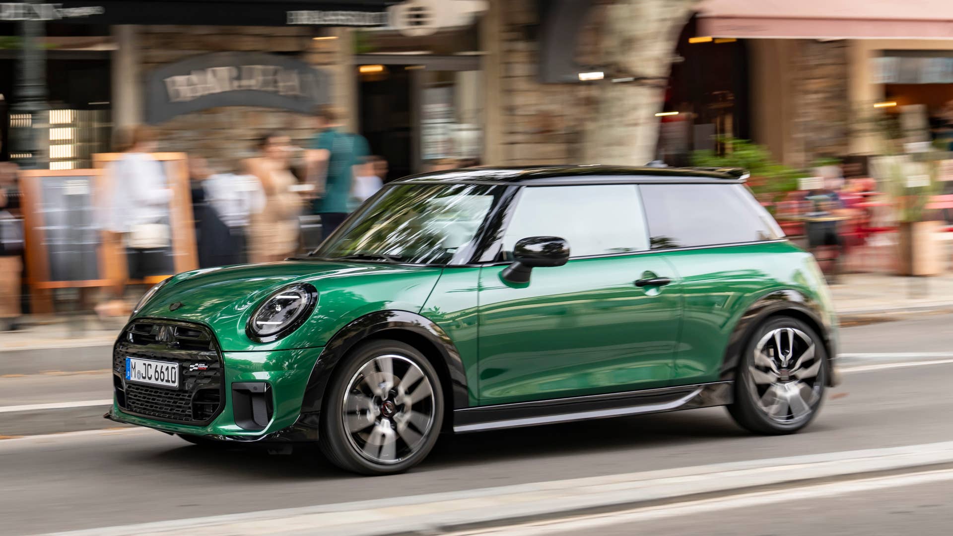 2025 Mini Cooper S JCW is racy dress-up for the gas-powered two-door -  Autoblog