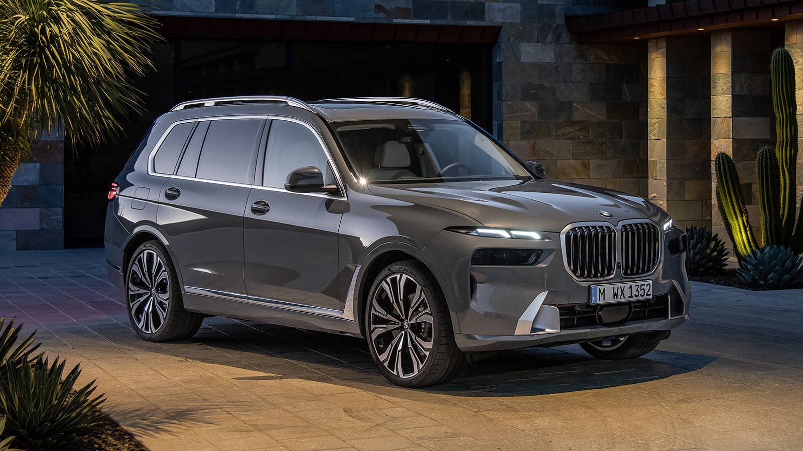 2023 BMW X7 xDrive40i