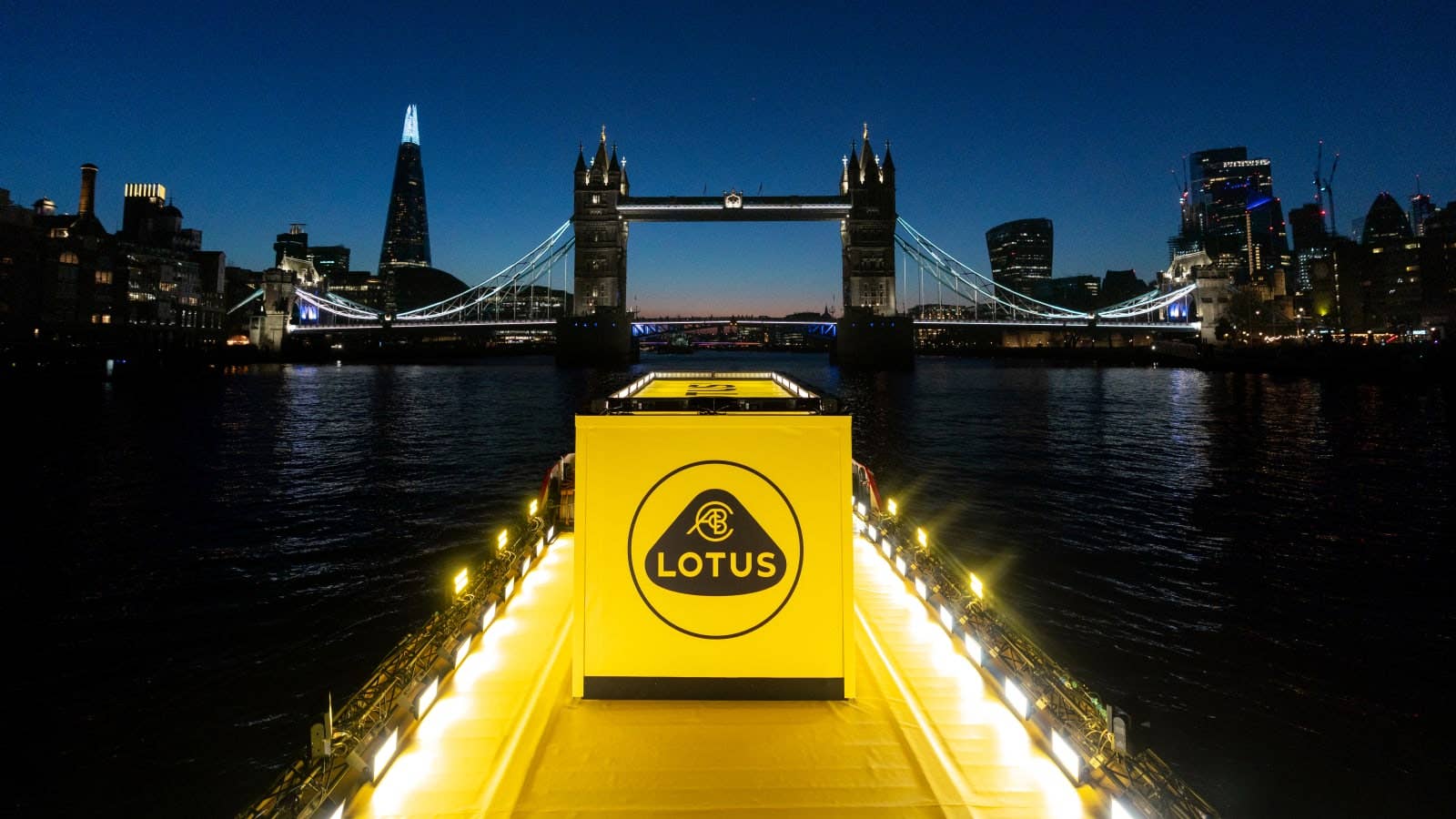 Eletre-Tower-Bridge