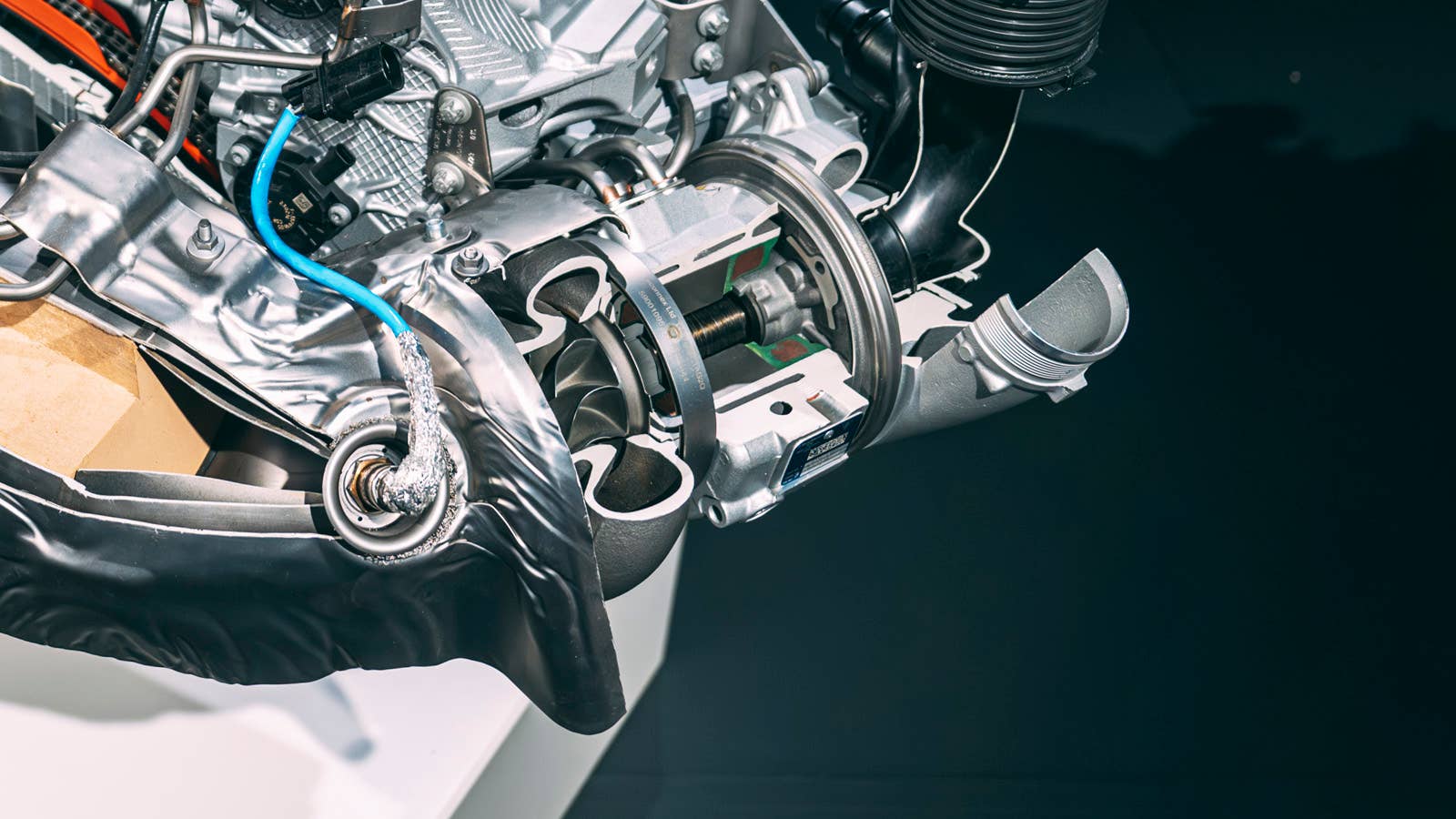 Zip Turbo Rpm How a Turbocharger Works — The 350,000 RPM Engine Tech That Changed ...