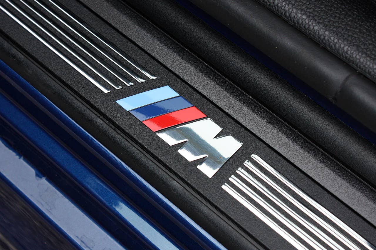 2013 BMW 135is sill plate