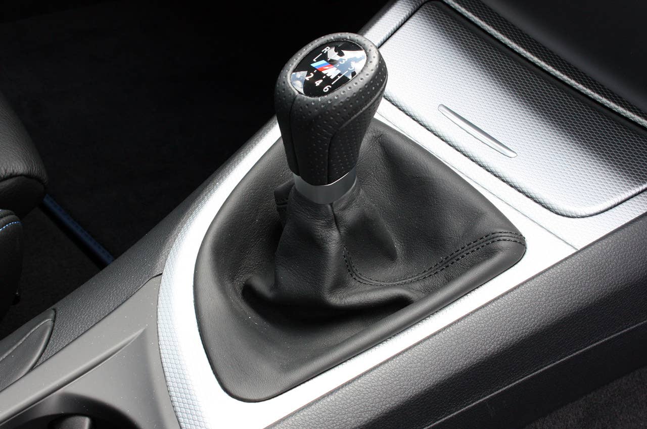 2013 BMW 135is shifter
