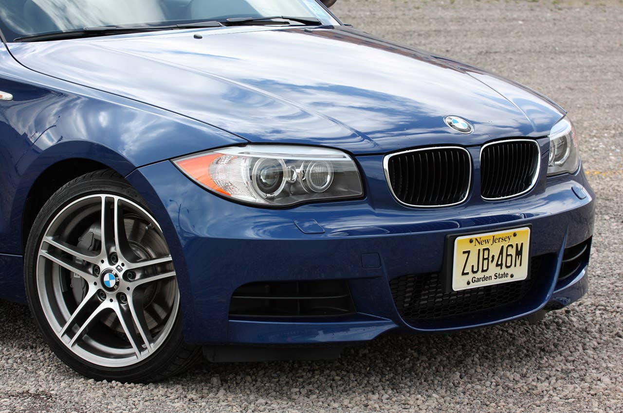 2013 BMW 135is front detail