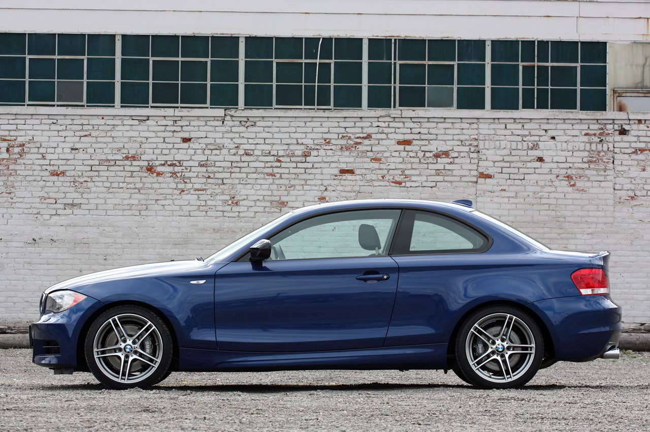 2013 BMW 135is side view