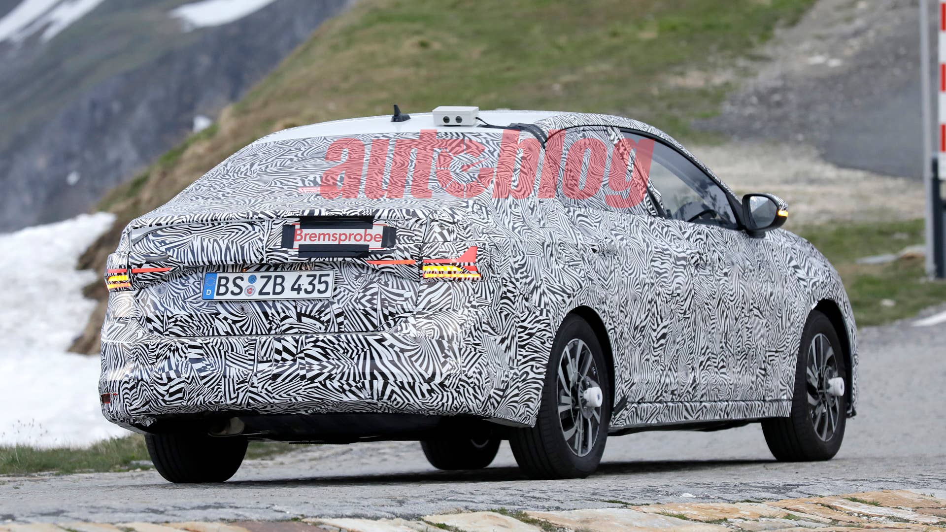 Spy shot of secretly tested future car