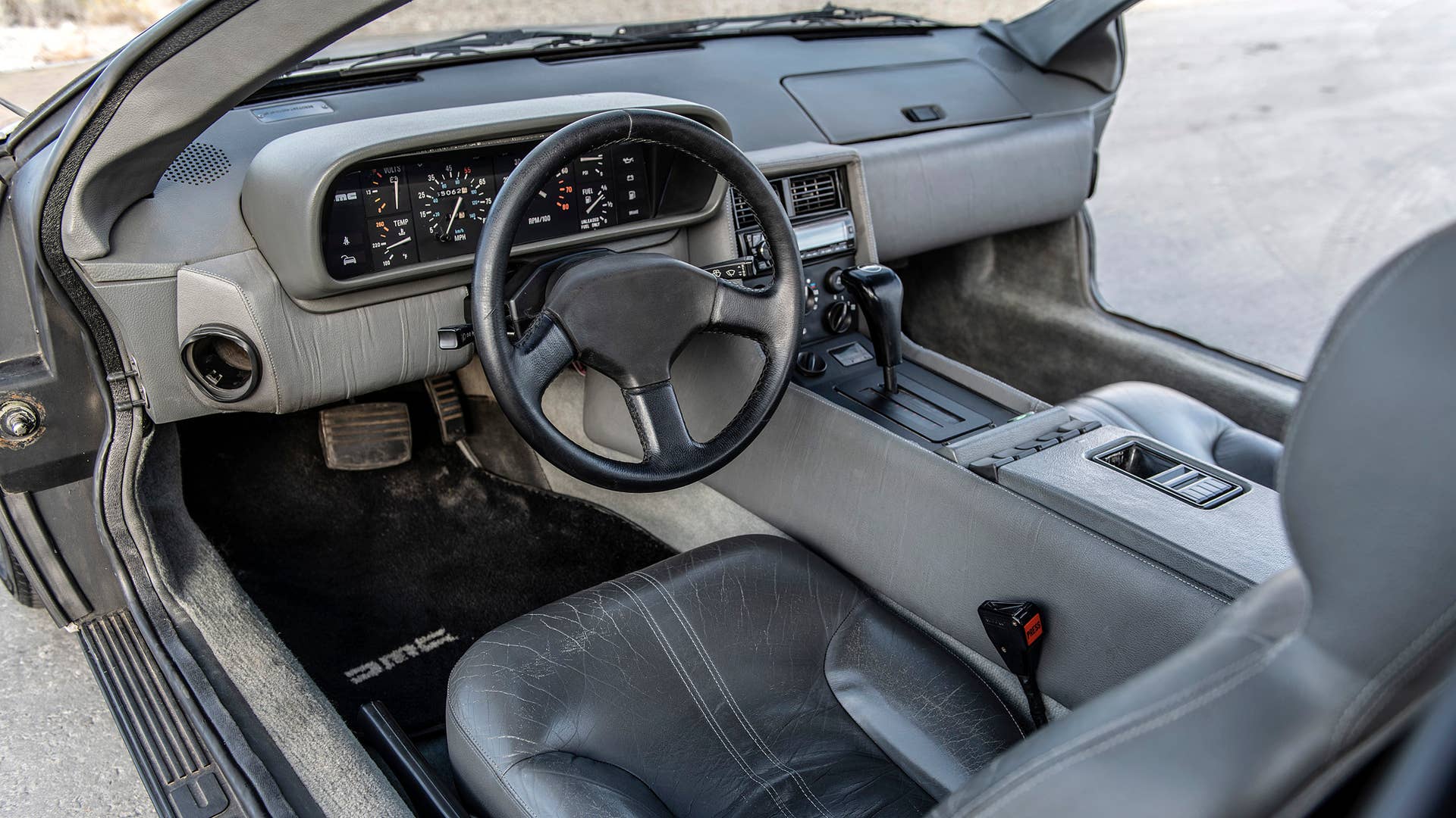 1981 DeLorean DMC-12