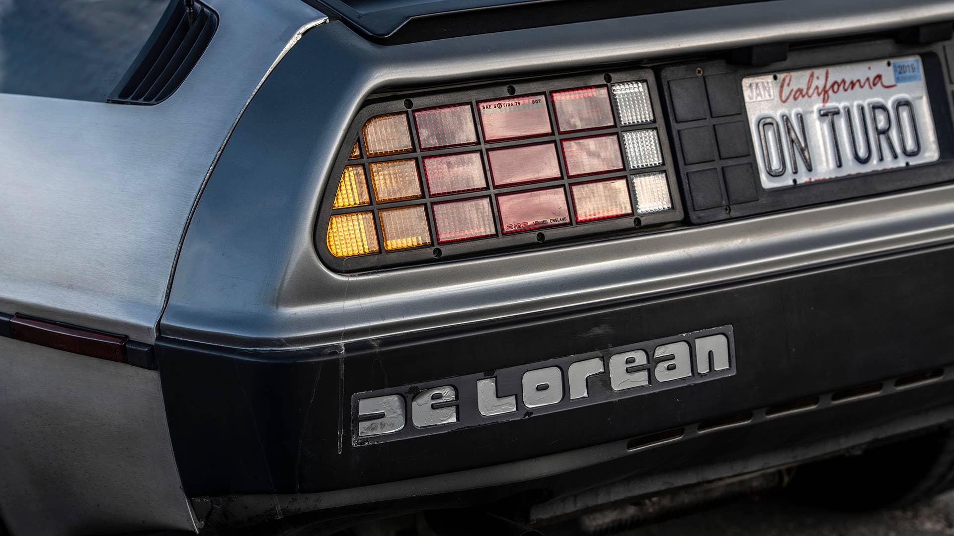 1981 DeLorean DMC-12
