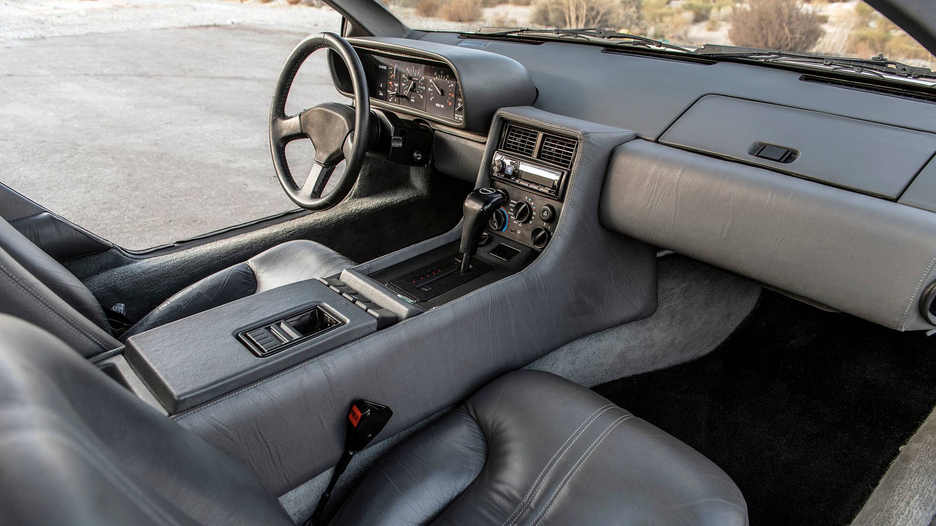 1981 DeLorean DMC-12