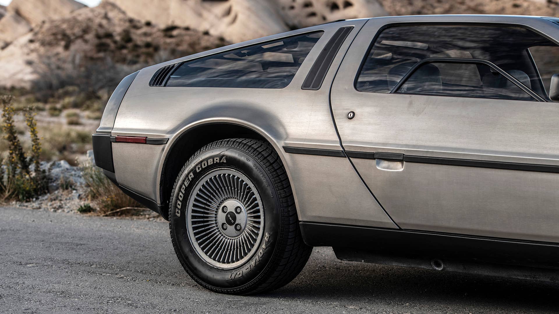 1981 DeLorean DMC-12