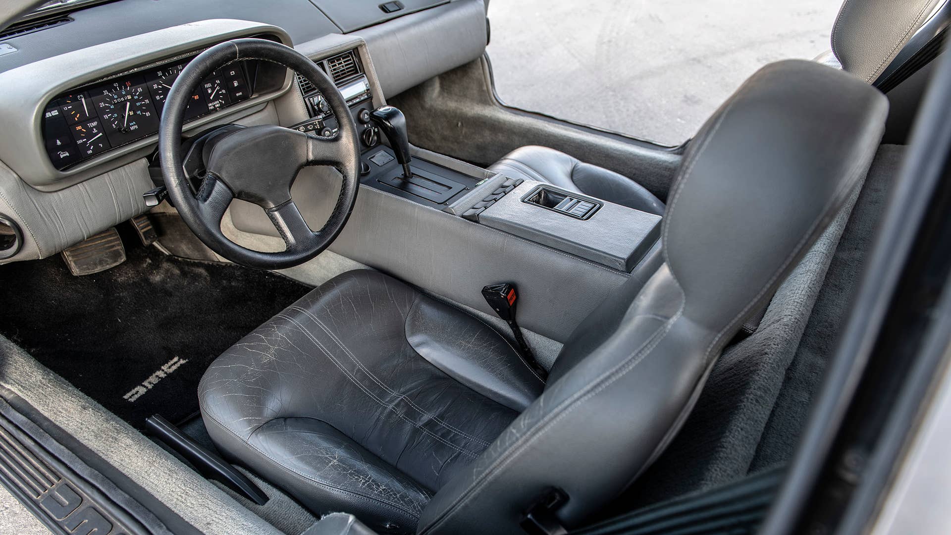1981 DeLorean DMC-12