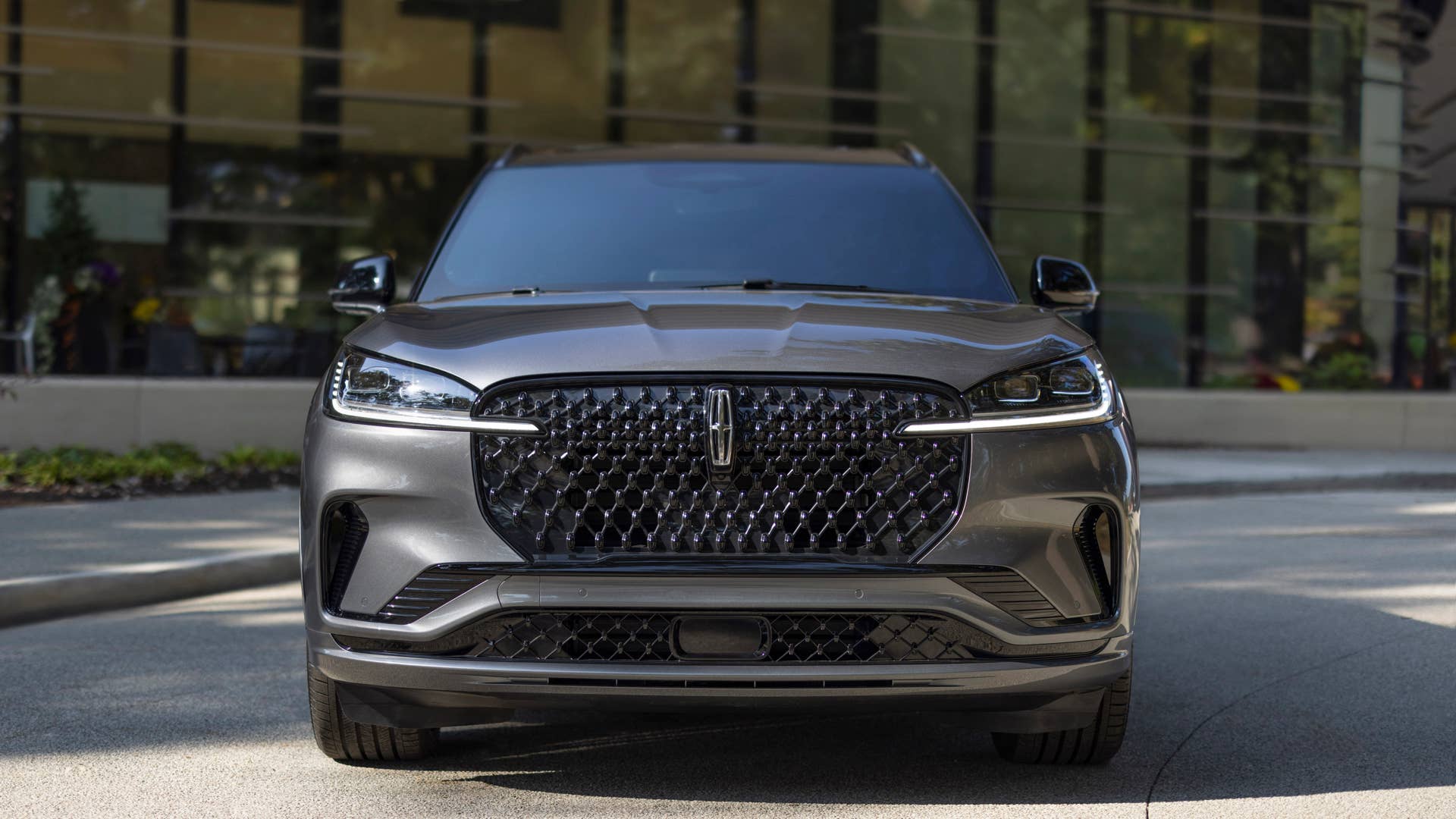 Preproduction model shown with aftermarket wheels. Available summer 2024.