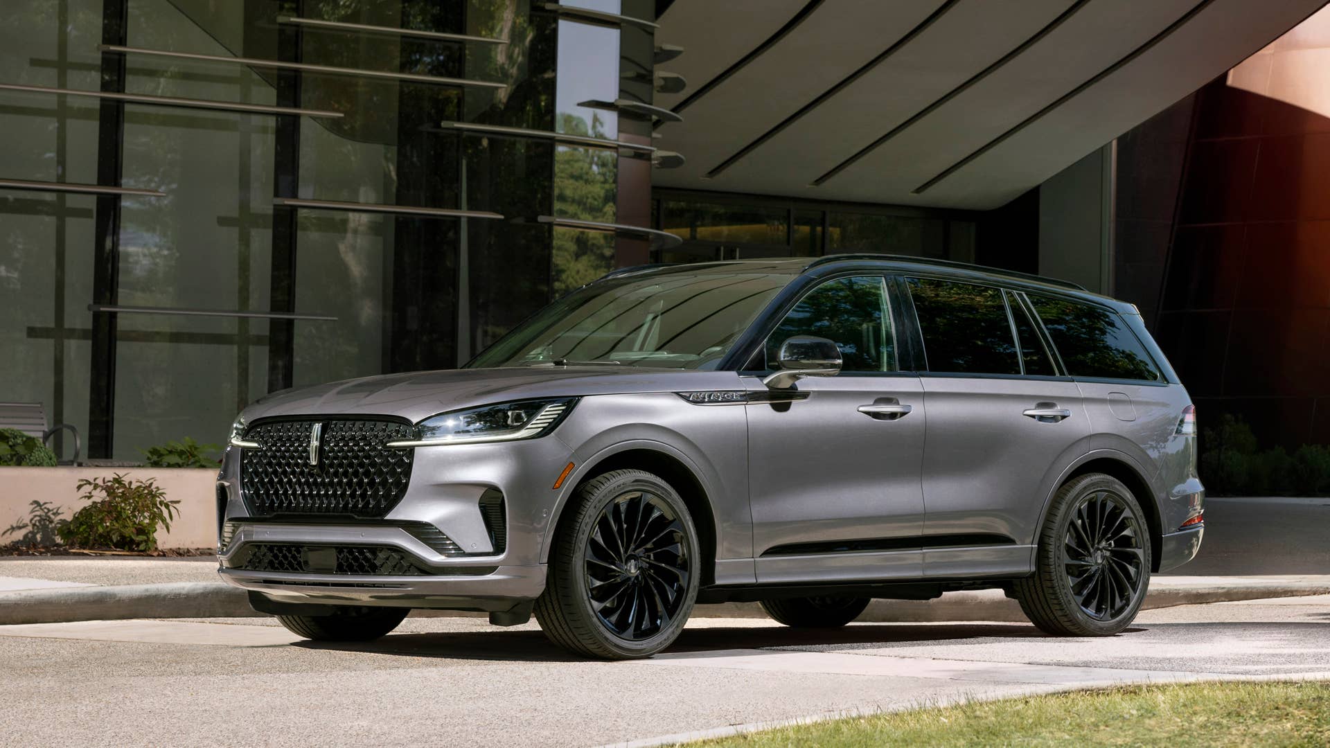 Preproduction model shown with aftermarket wheels. Available summer 2024.