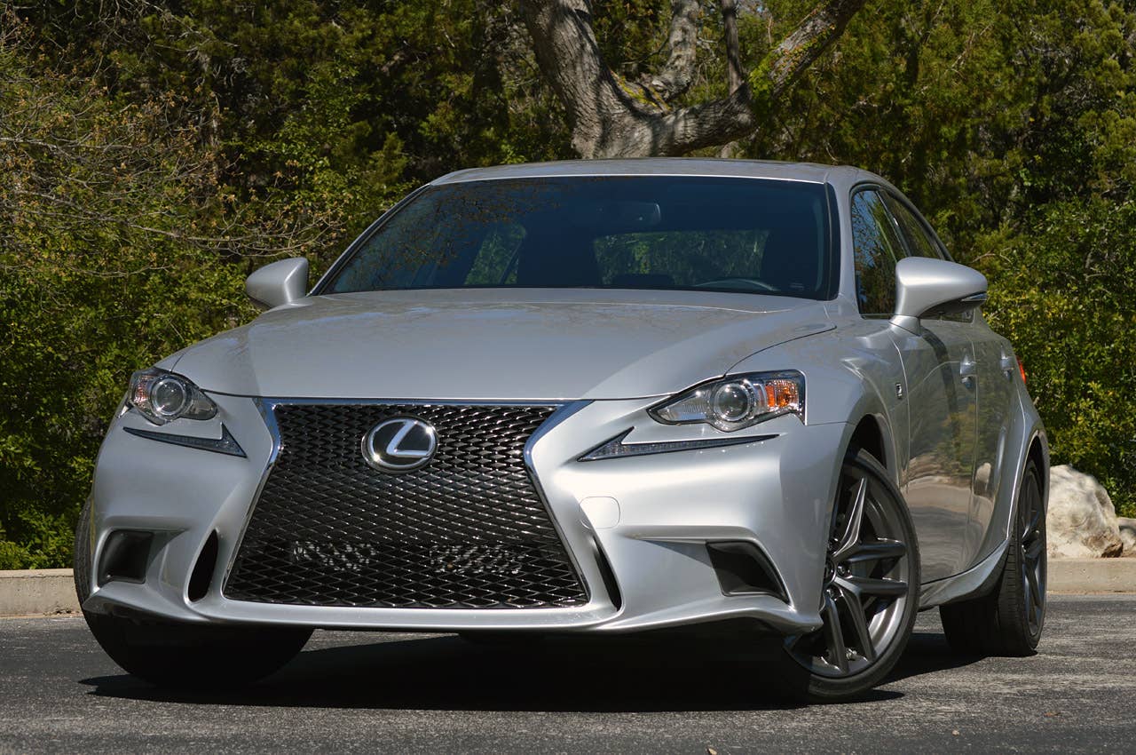 2014 Lexus IS350 F-Sport front 3/4 view