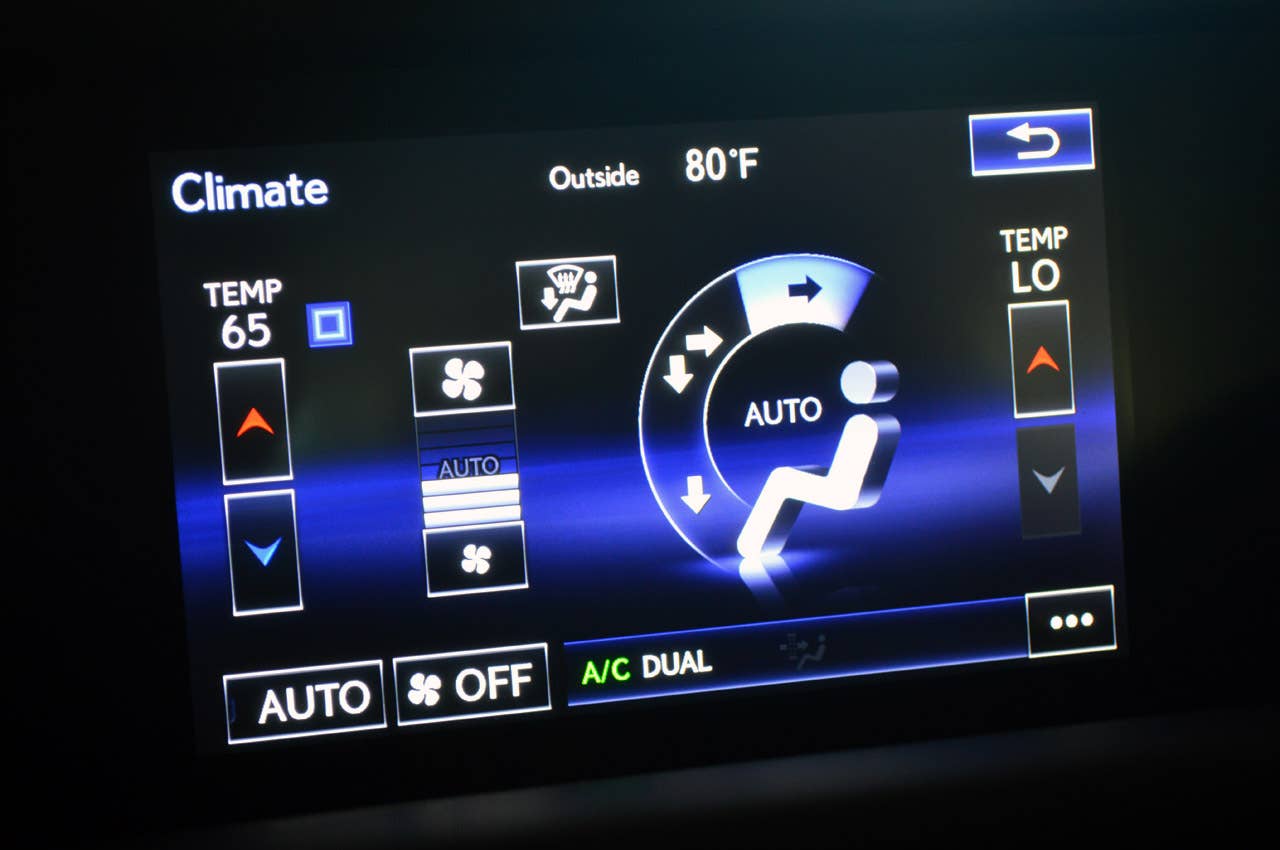 2014 Lexus IS350 F-Sport climate control display