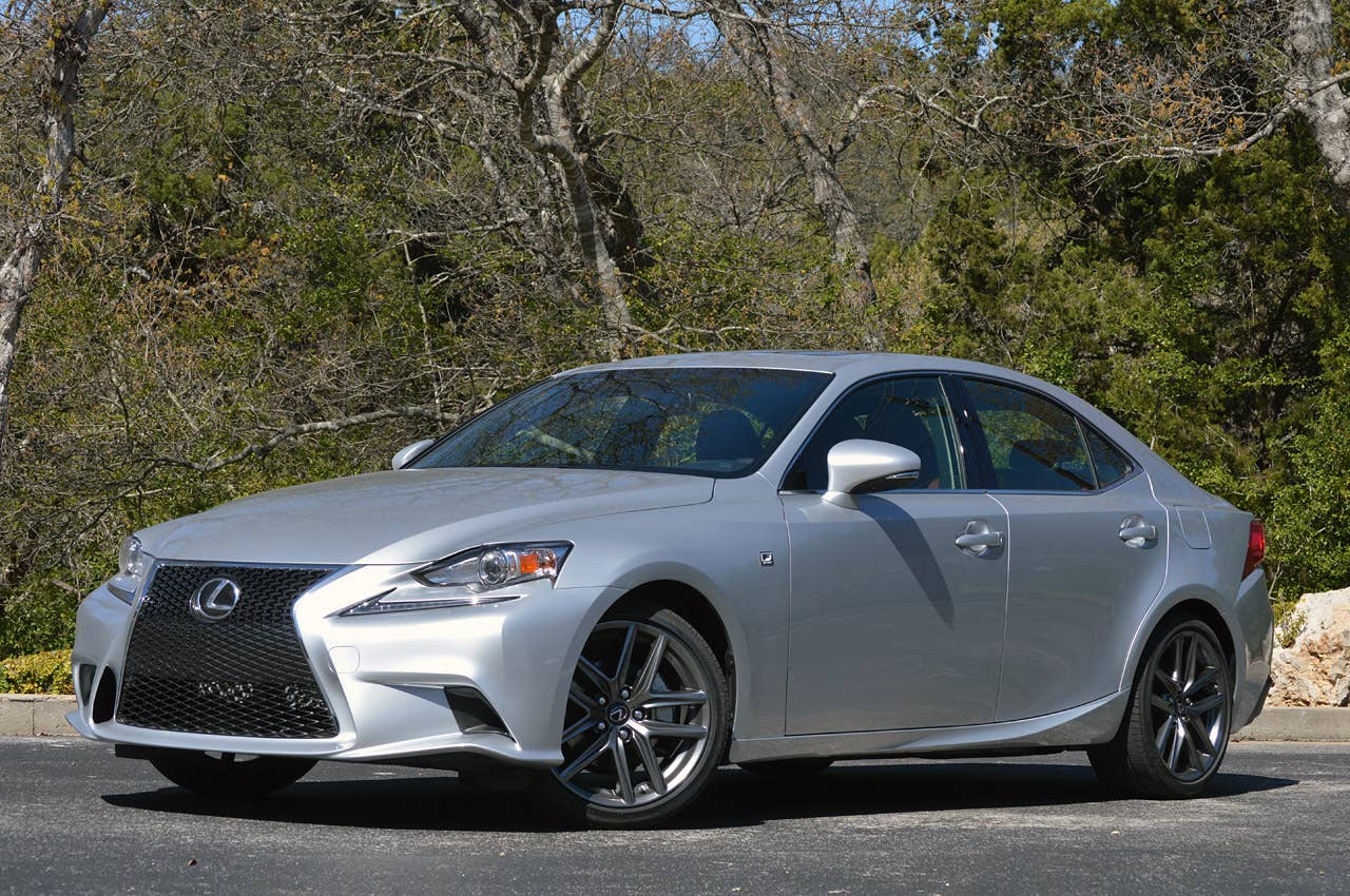 2014 Lexus IS350 F-Sport front 3/4 view