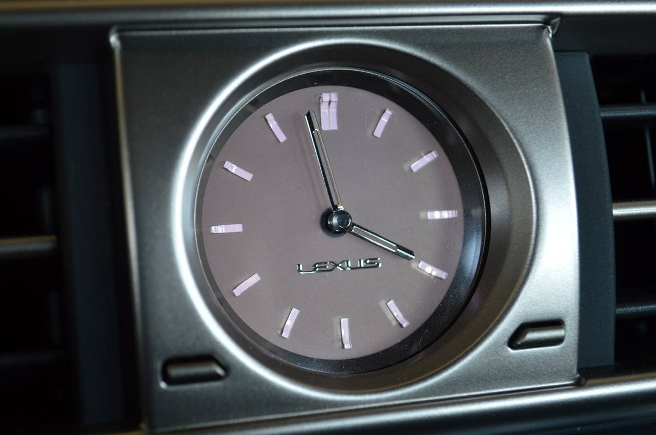 2014 Lexus IS350 F-Sport dash clock