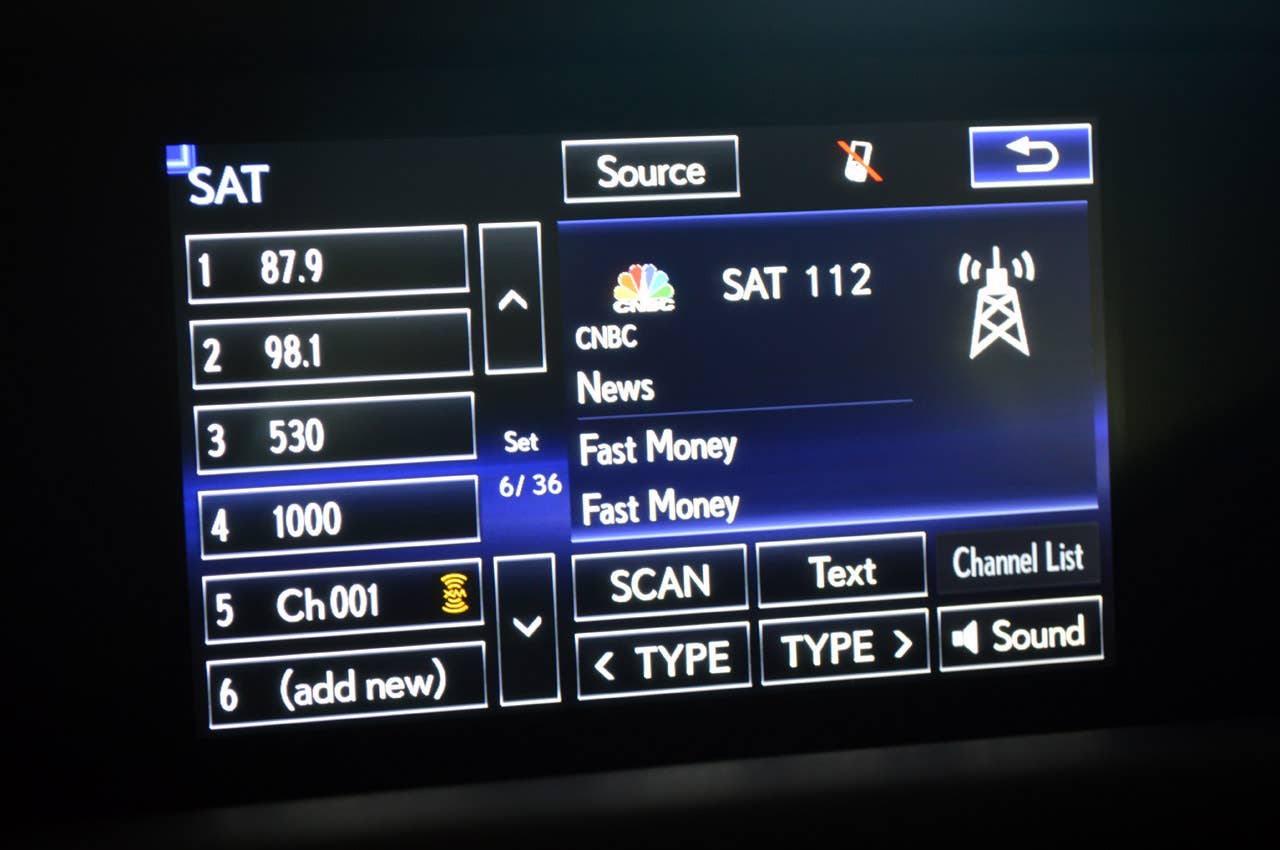 2014 Lexus IS350 F-Sport audio system display