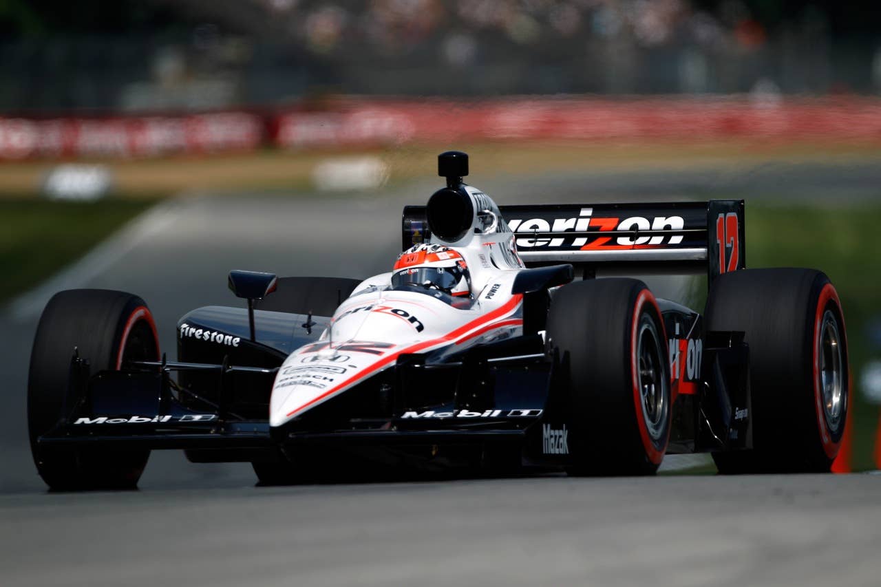 LEXINGTON, OH - AUGUST 07:  Will Power of Australia, driver of the #12 Team Penske Dallara Honda drives during qualifying for the IZOD IndyCar Series Honda Indy 200 on August 7, 2010 in Lexington, Ohio.  (Photo by Chris Graythen/Getty Images)