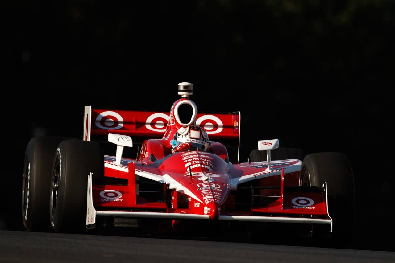 LEXINGTON, OH - AUGUST 07:  Scott Dixon of New Zealand, drives the #9 Target Chip Ganassi Racing Dallara Honda during practice for the IZOD IndyCar Series Honda Indy 200 on August 7, 2010 in Lexington, Ohio.  (Photo by Chris Graythen/Getty Images)