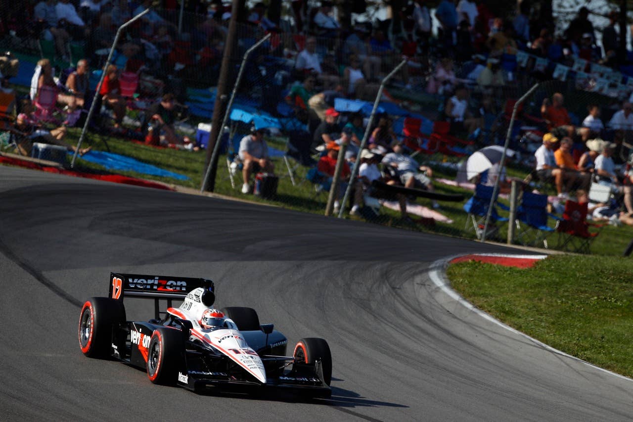 LEXINGTON, OH - AUGUST 08:  Will Power of Australia, driver of the #12 Verizon Team Penske Dallara Honda drives during the IZOD IndyCar Series Honda Indy 200 on August 8, 2010 in Lexington, Ohio.  (Photo by Chris Graythen/Getty Images)