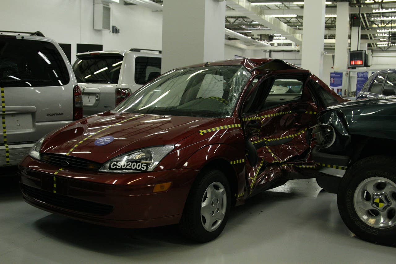 Five-star NHTSA rated Ford Focus hit by Ford Explorer at 31 mph.