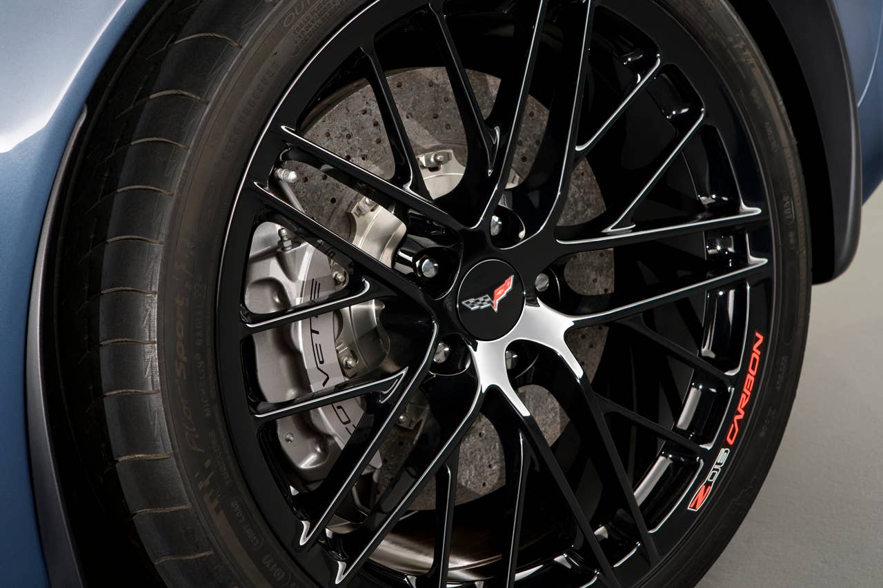 2011 Chevrolet Corvette Z06 Carbon Limited Edition. X11CH_CR007 (3/17/2010)  (United States)