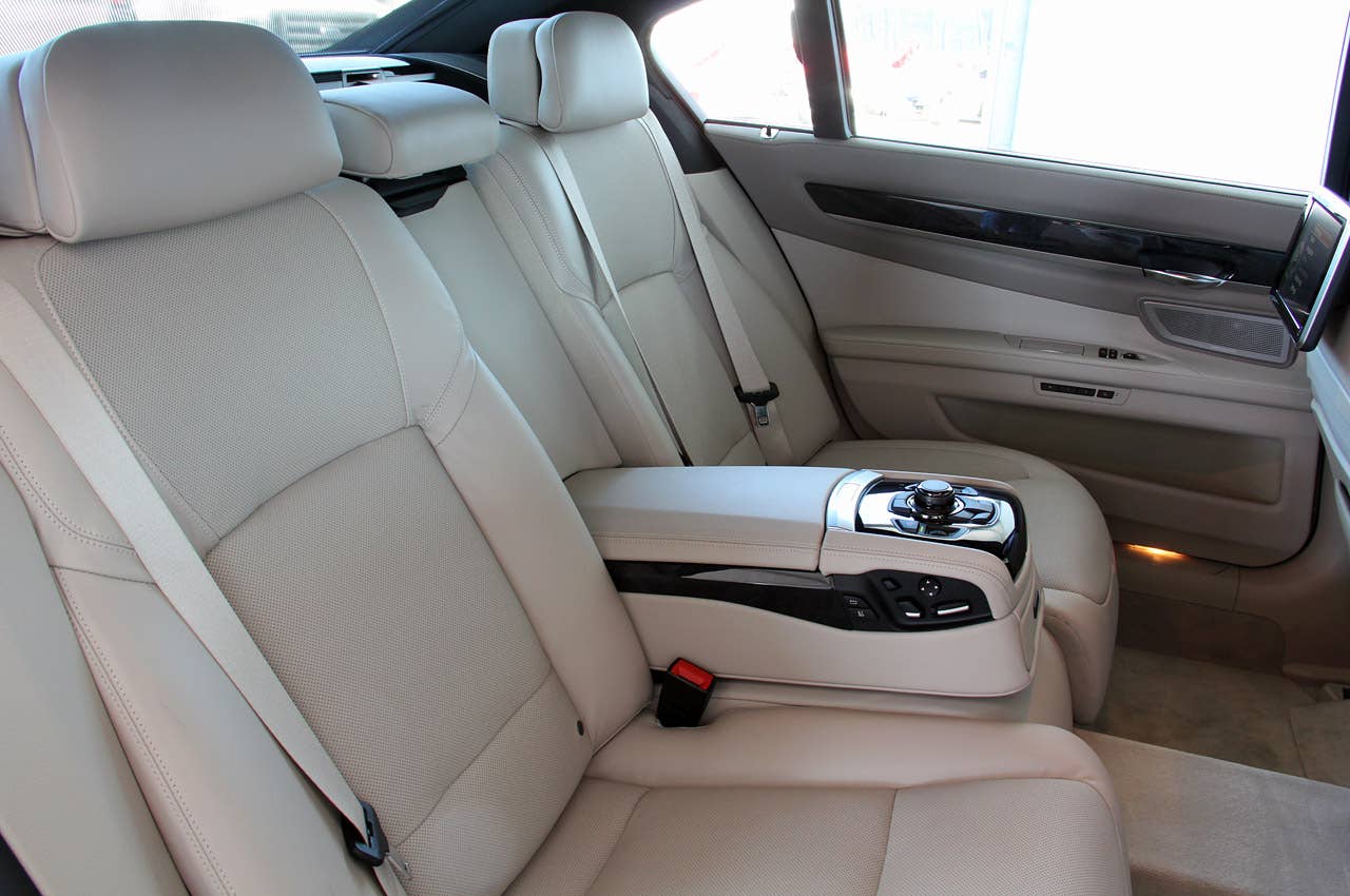 2013 BMW 750Li rear seats