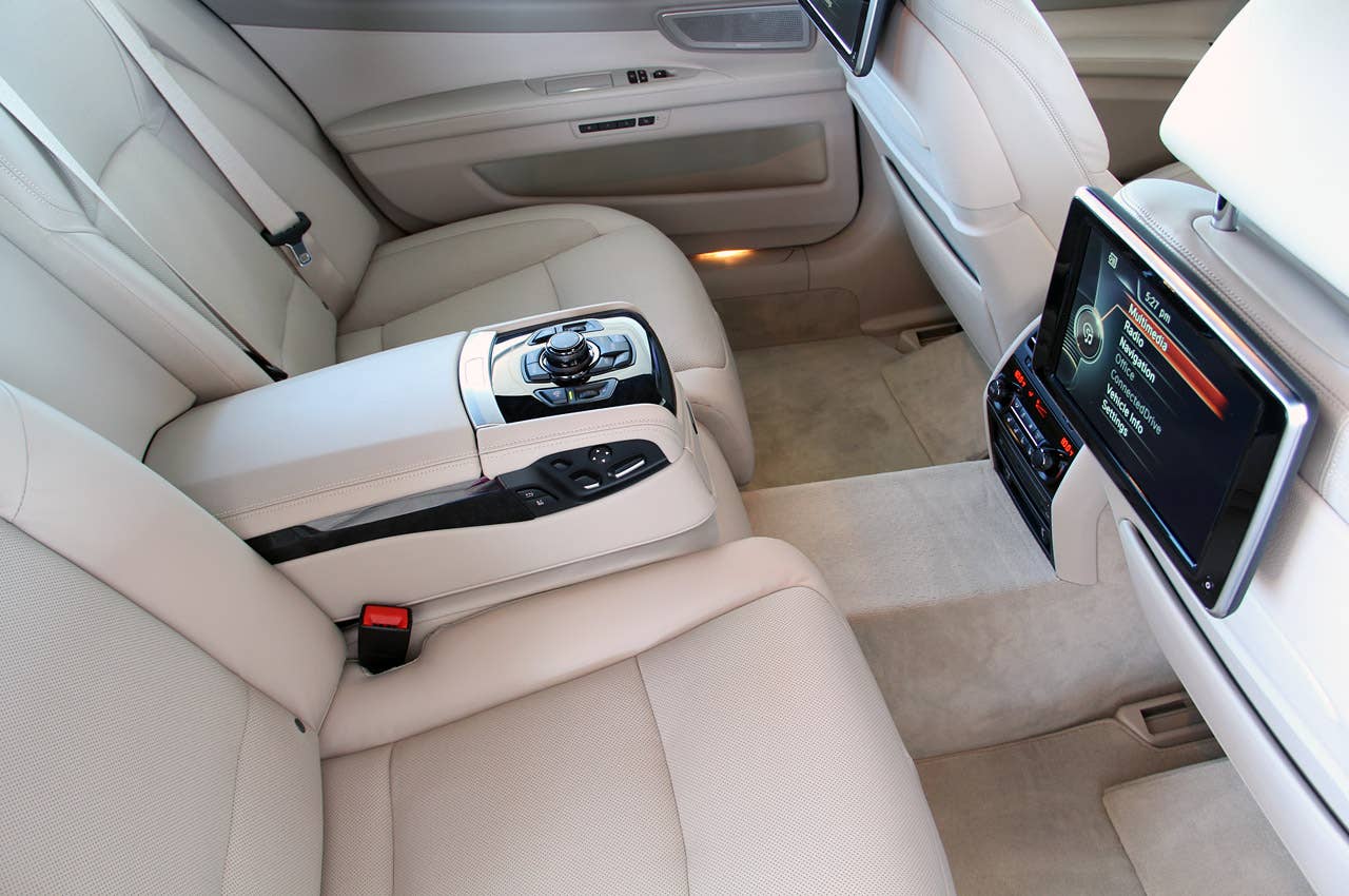 2013 BMW 750Li rear seats