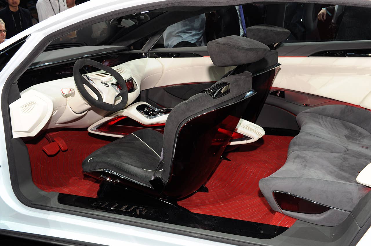 Nissan Ellure Concept