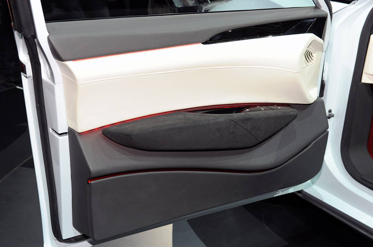 Nissan Ellure Concept
