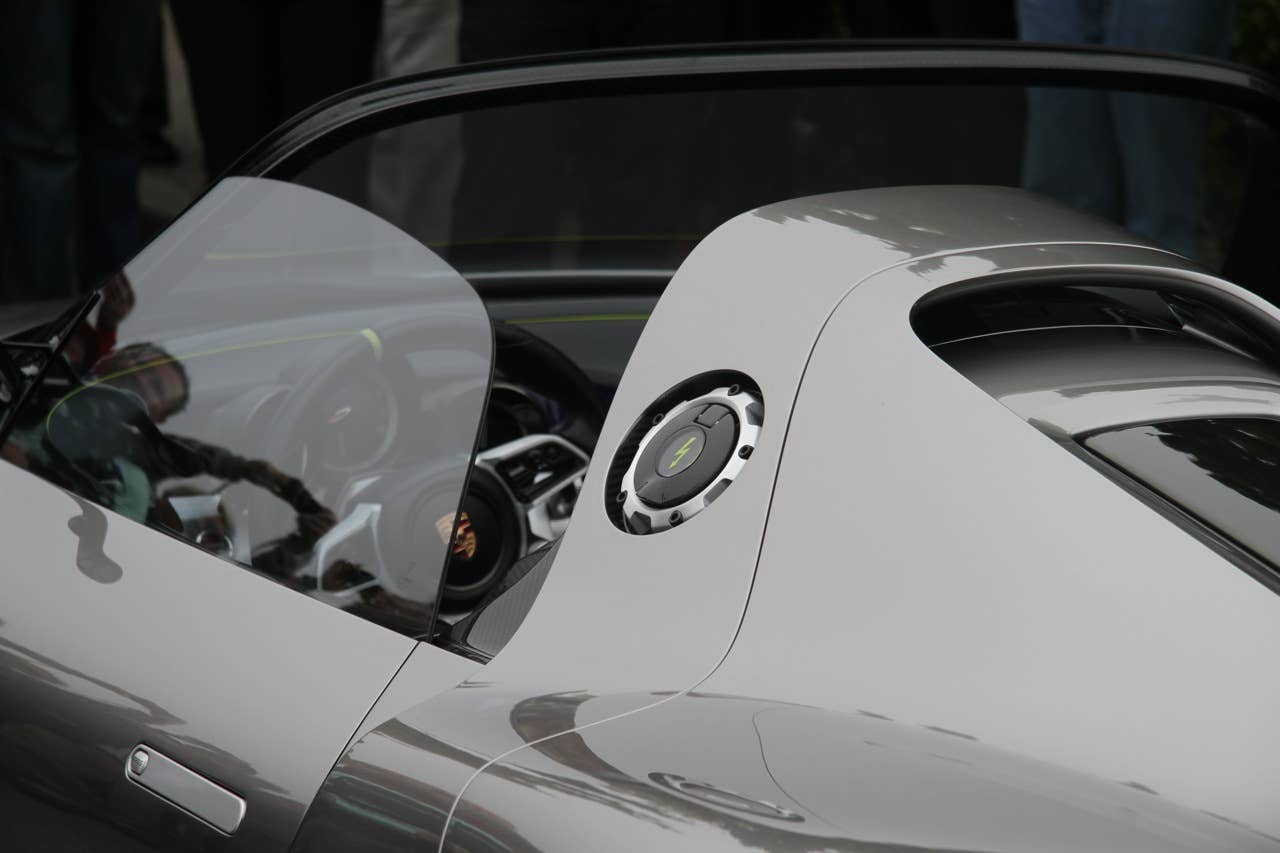 Porsche 918 Spyder concept in Monterey