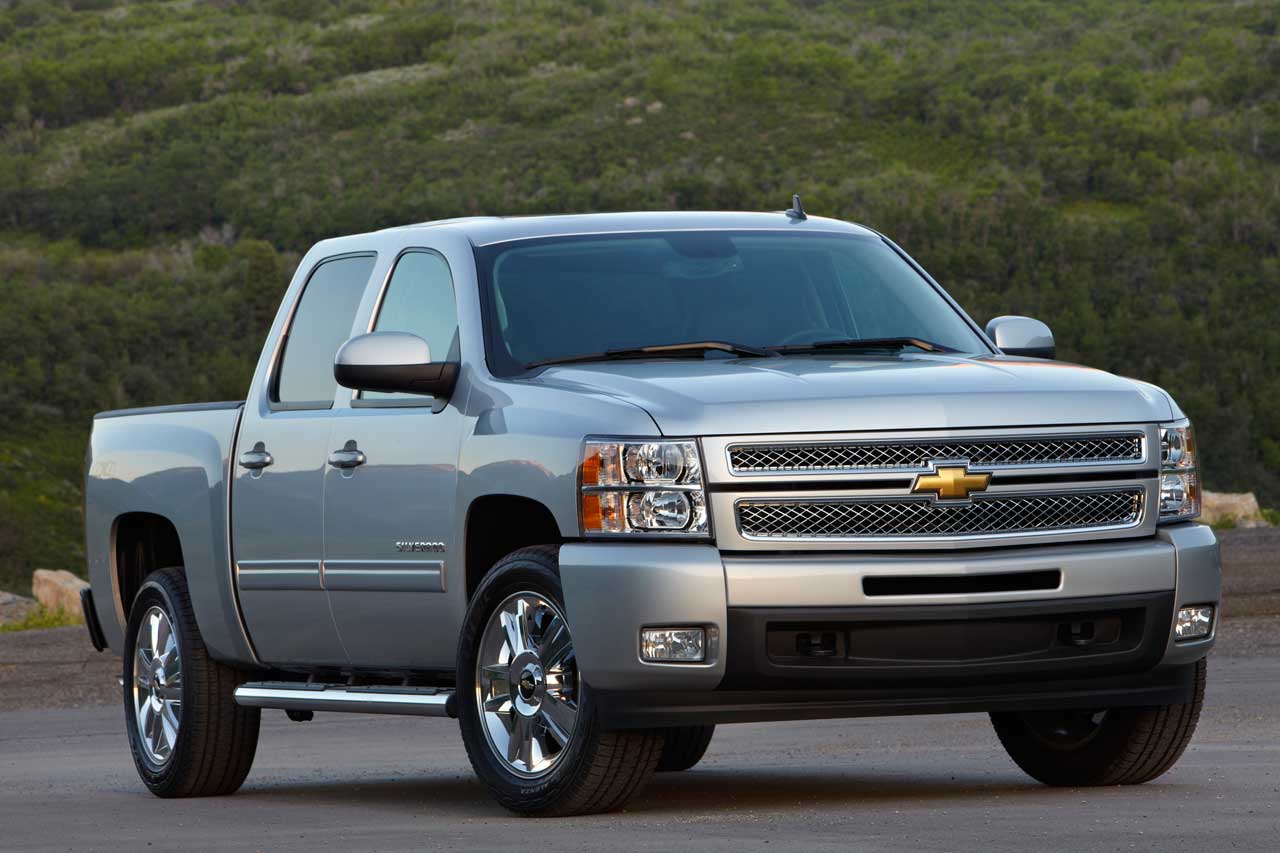 2012 Chevrolet Silverado front 3/4