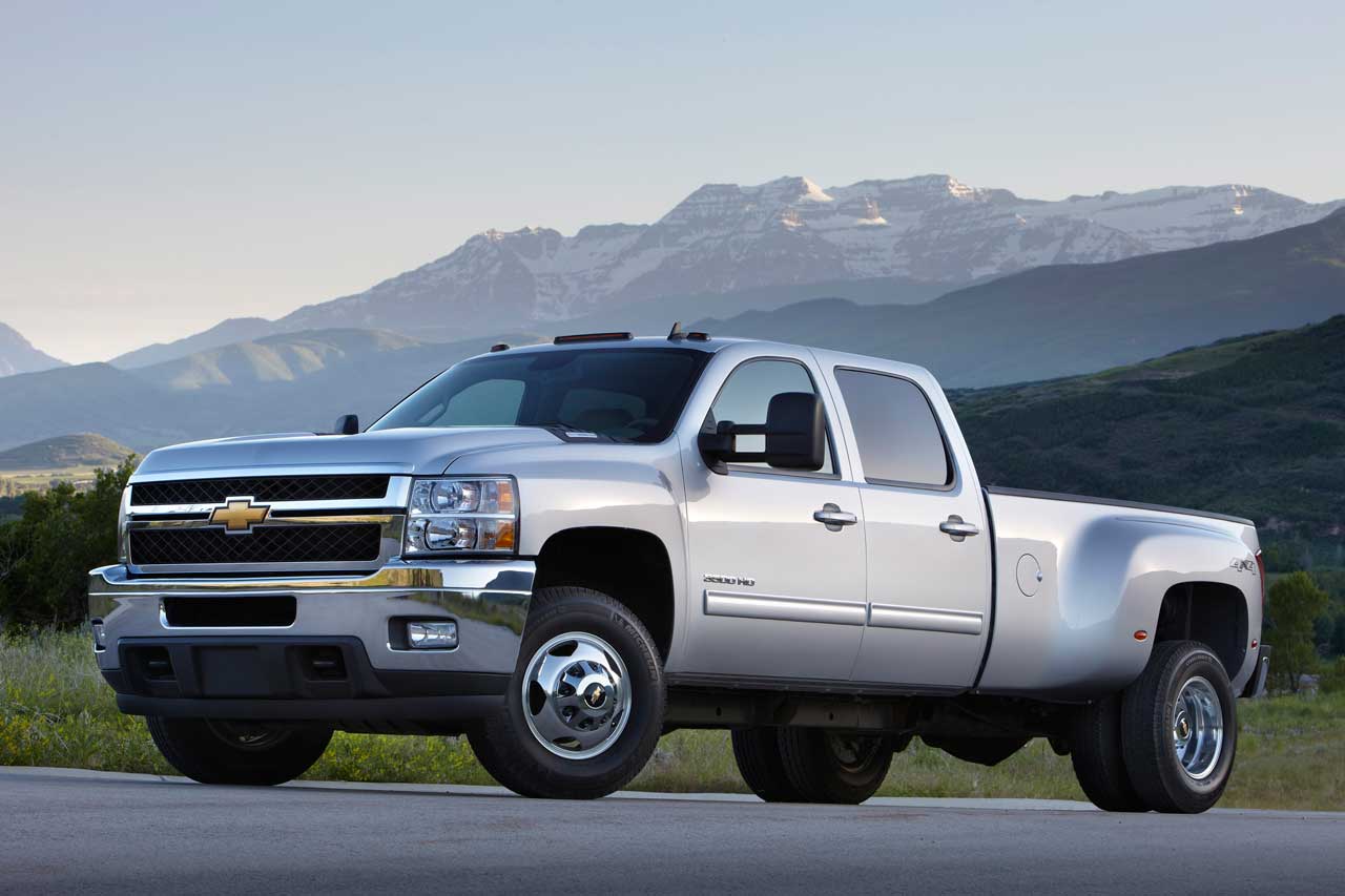 2012 Chevrolet Silverado front 3/4